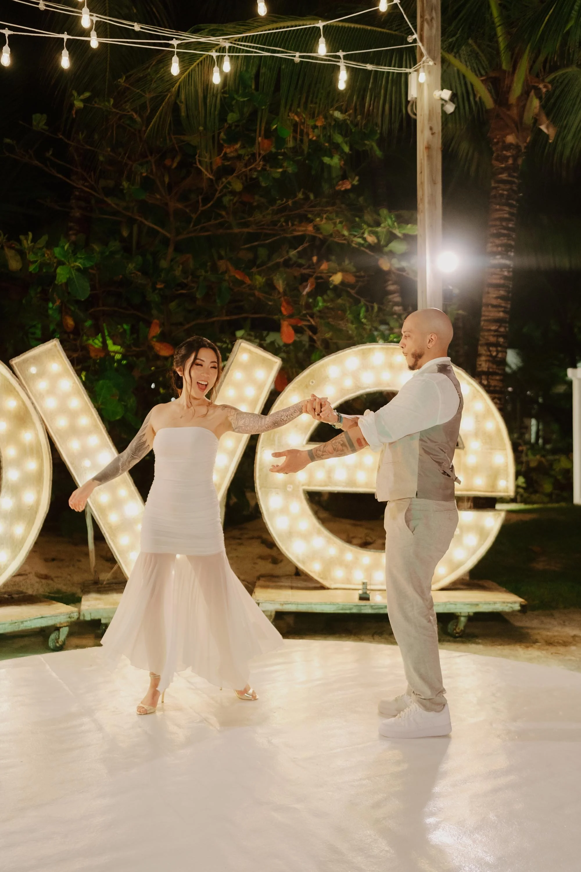 punta-cana-wedding-photographer-kukua-beach-dominican-republic (193).jpg