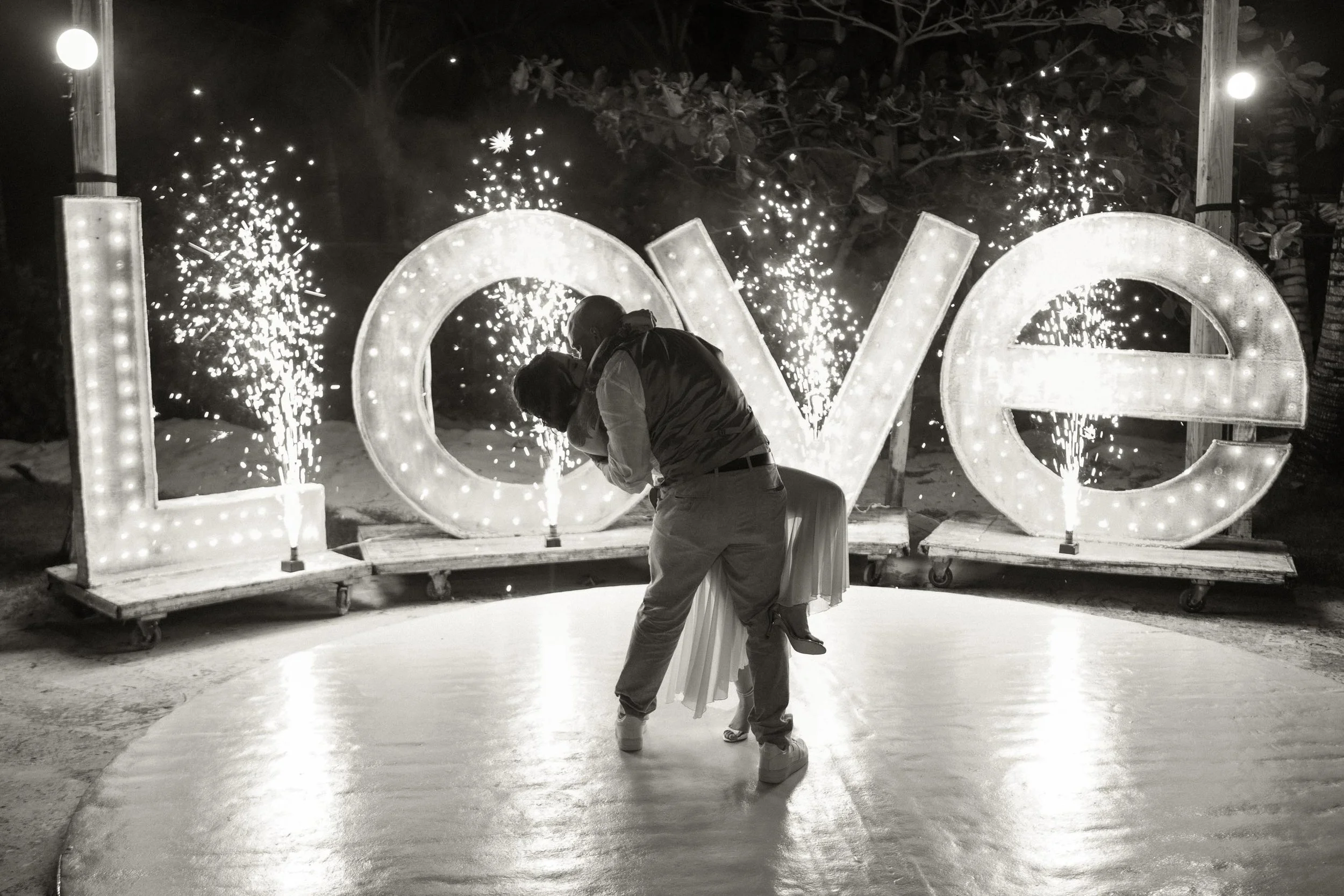 punta-cana-wedding-photographer-kukua-beach-dominican-republic (195).jpg