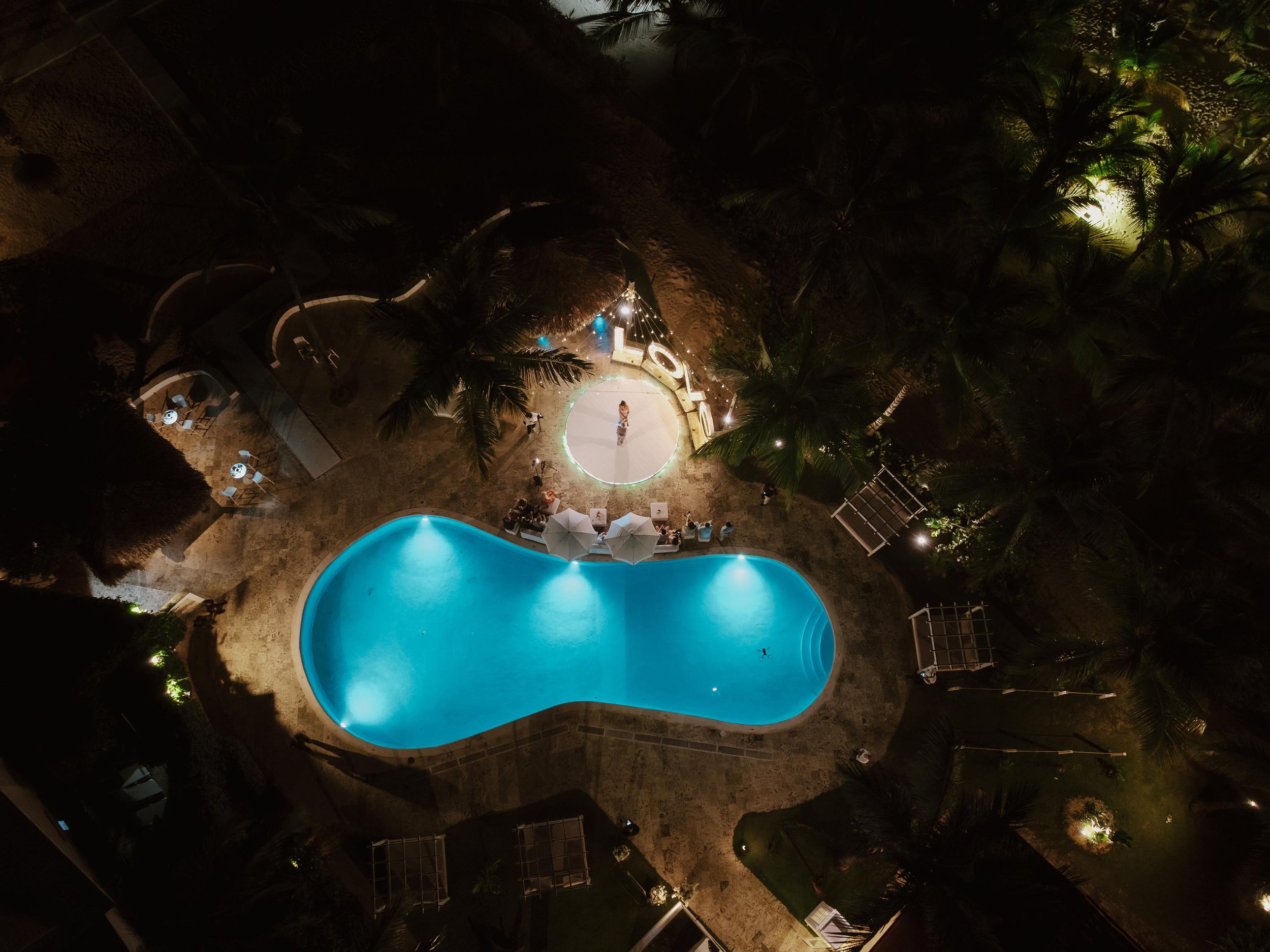 punta-cana-wedding-photographer-kukua-beach-dominican-republic (198).jpg