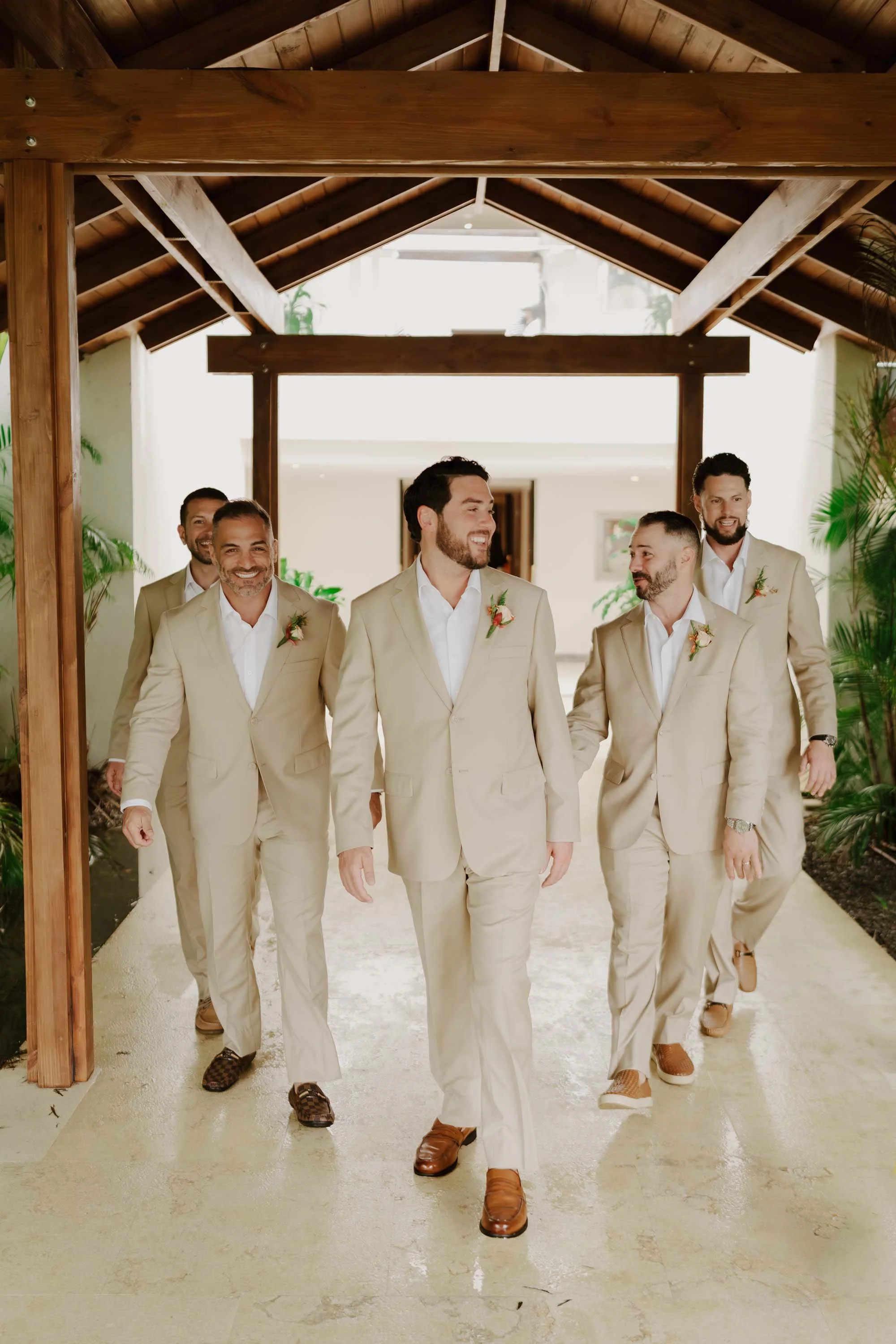 secrets-la-romana-wedding-photography-candid-adolfo-florentino-photography (40).jpg