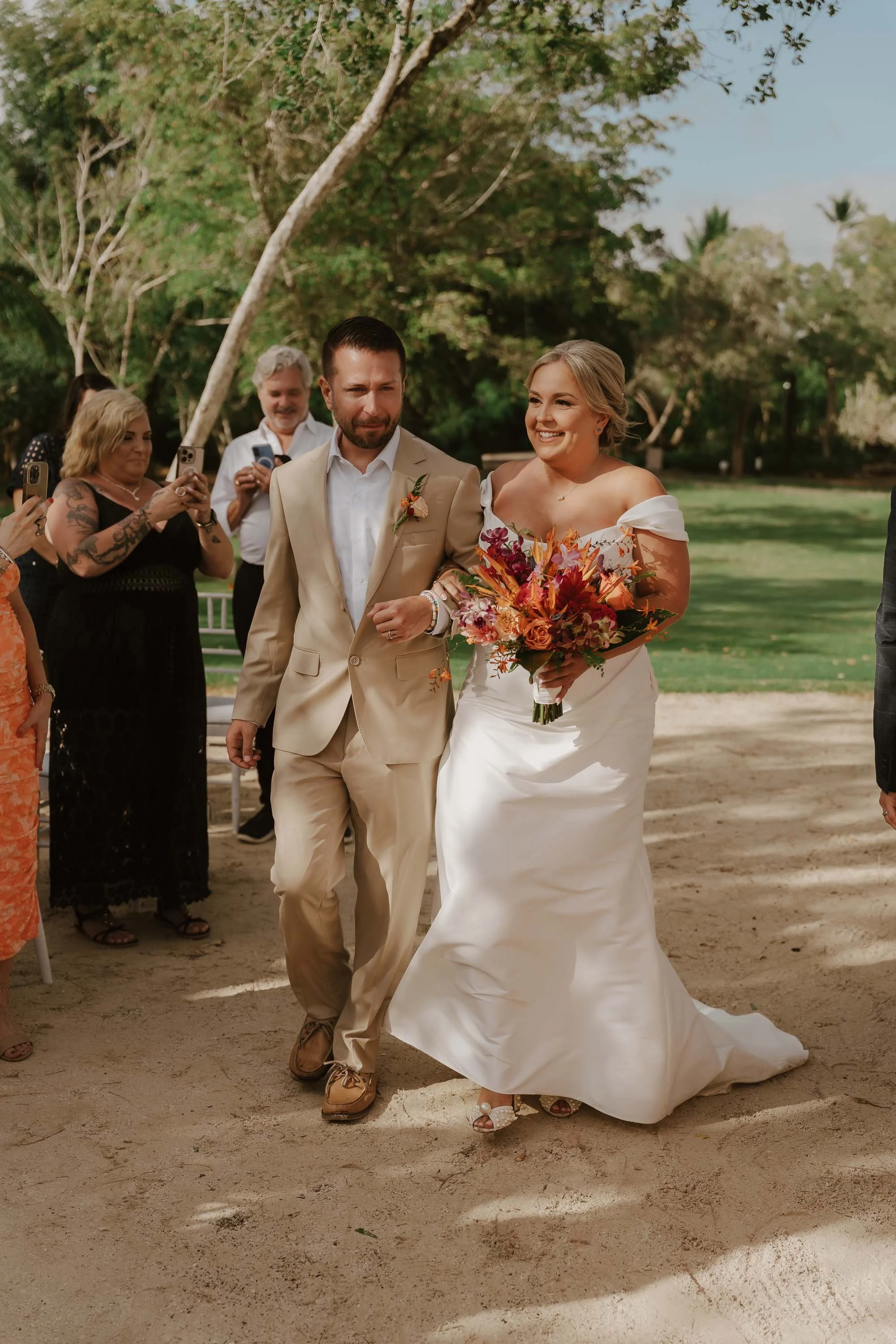 secrets-la-romana-wedding-photography-candid-adolfo-florentino-photography (92).jpg
