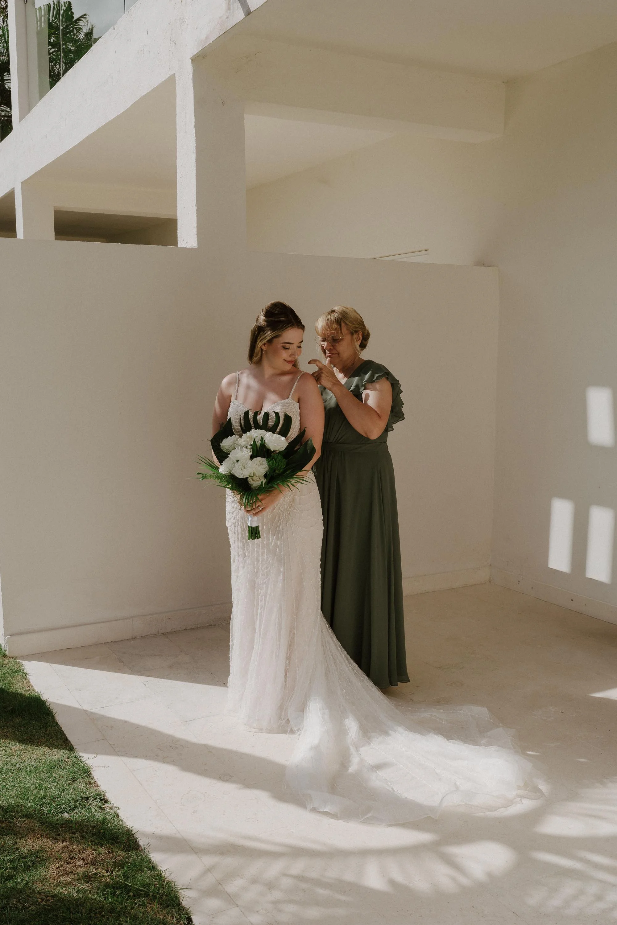 la-romana-punta-cana-wedding-photographer-adolfo-florentino-katie-byron-ocean (29).jpg