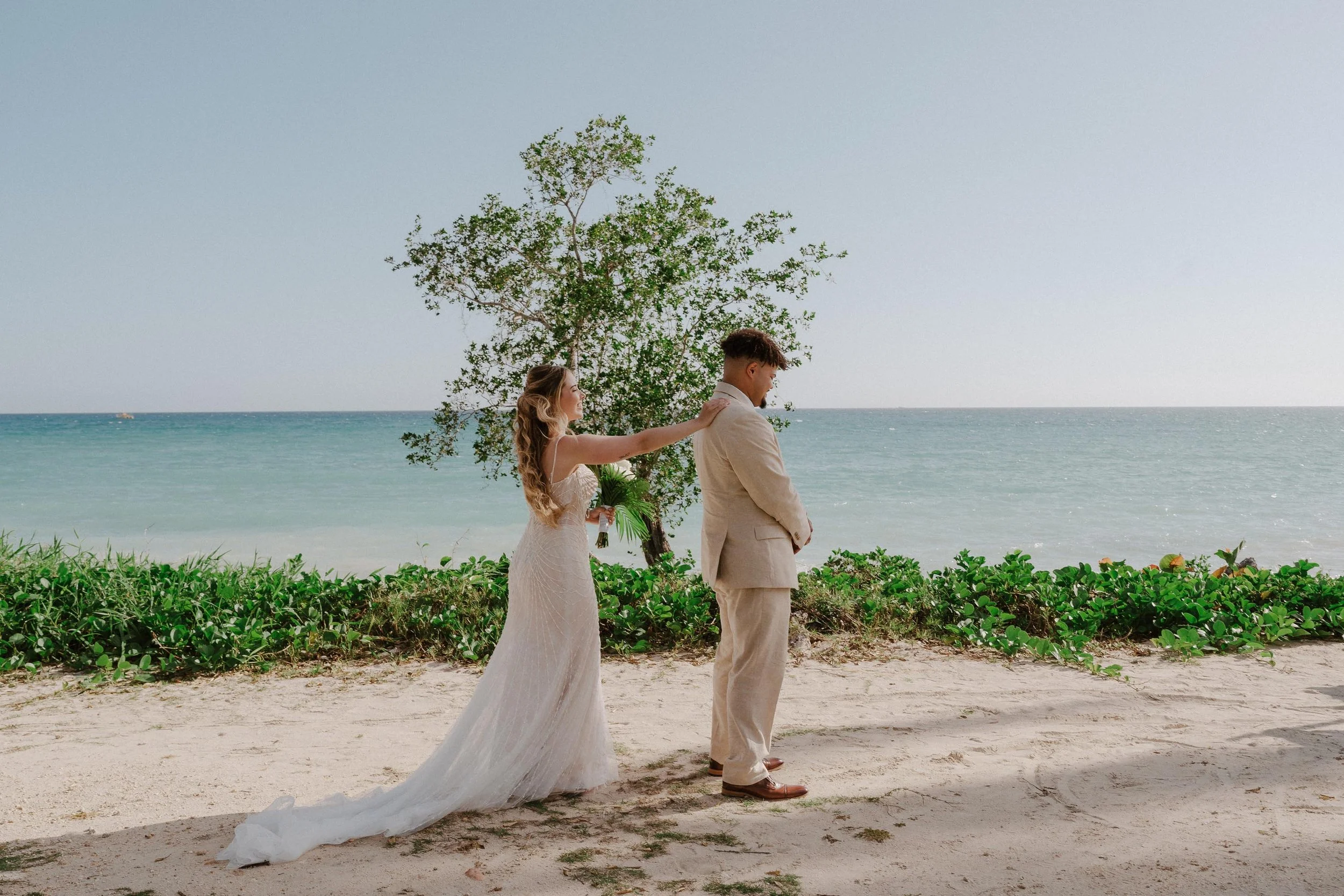 la-romana-punta-cana-wedding-photographer-adolfo-florentino-katie-byron-ocean (72).jpg