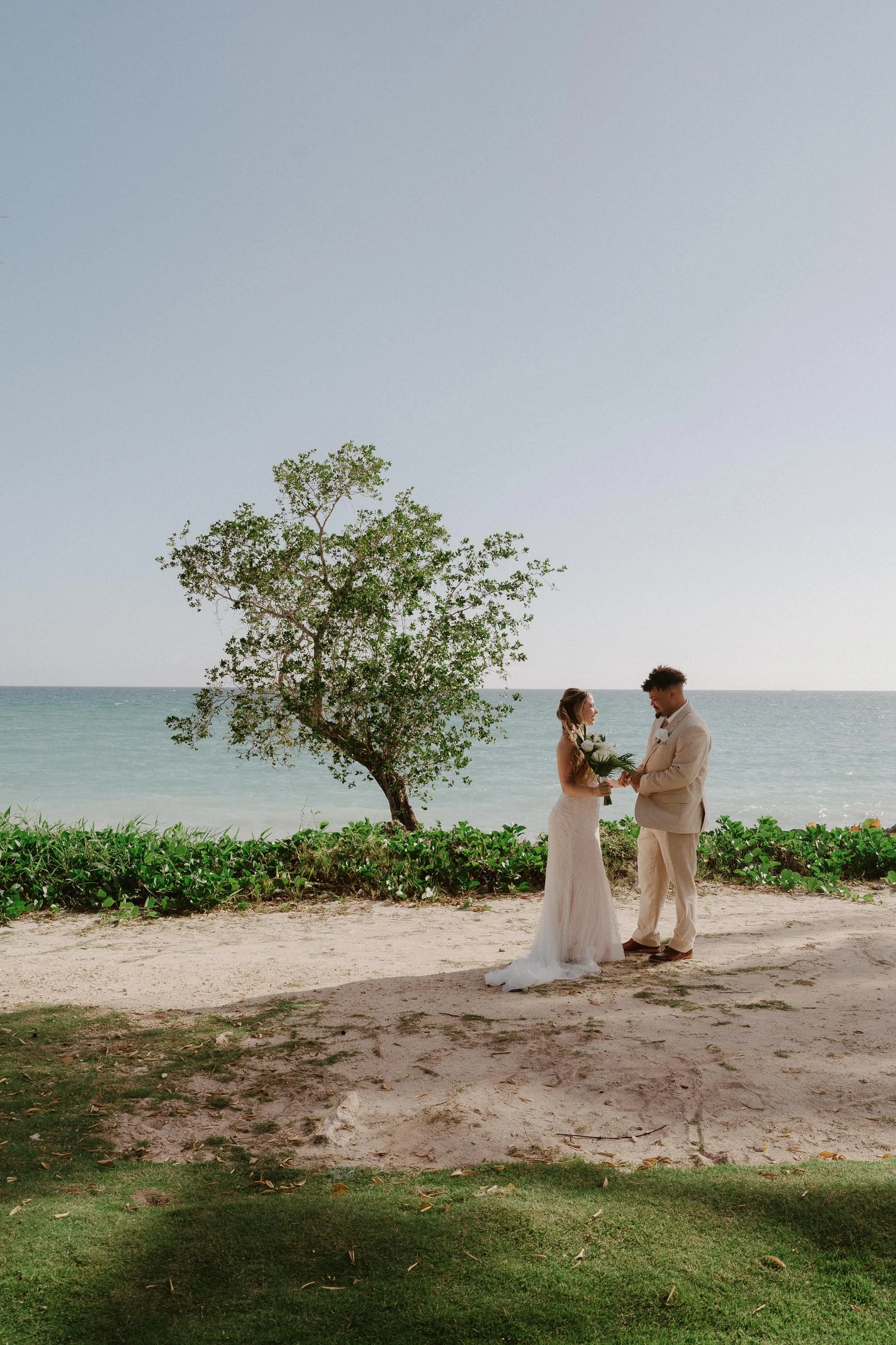 la-romana-punta-cana-wedding-photographer-adolfo-florentino-katie-byron-ocean (80).jpg