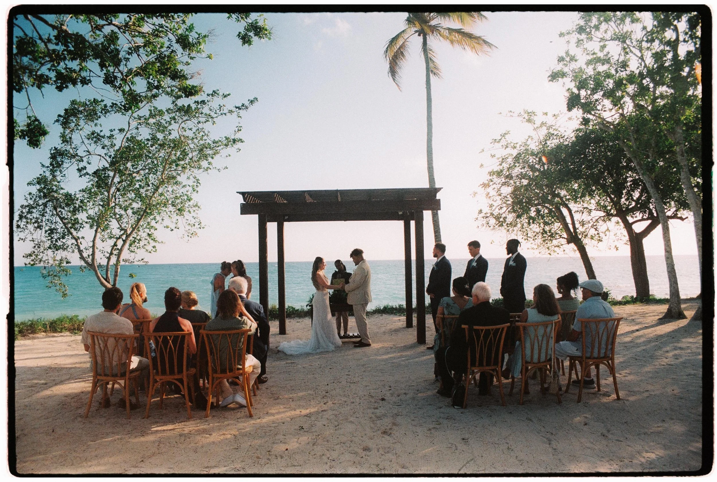 la-romana-punta-cana-wedding-photographer-adolfo-florentino-katie-byron-ocean (103).jpg