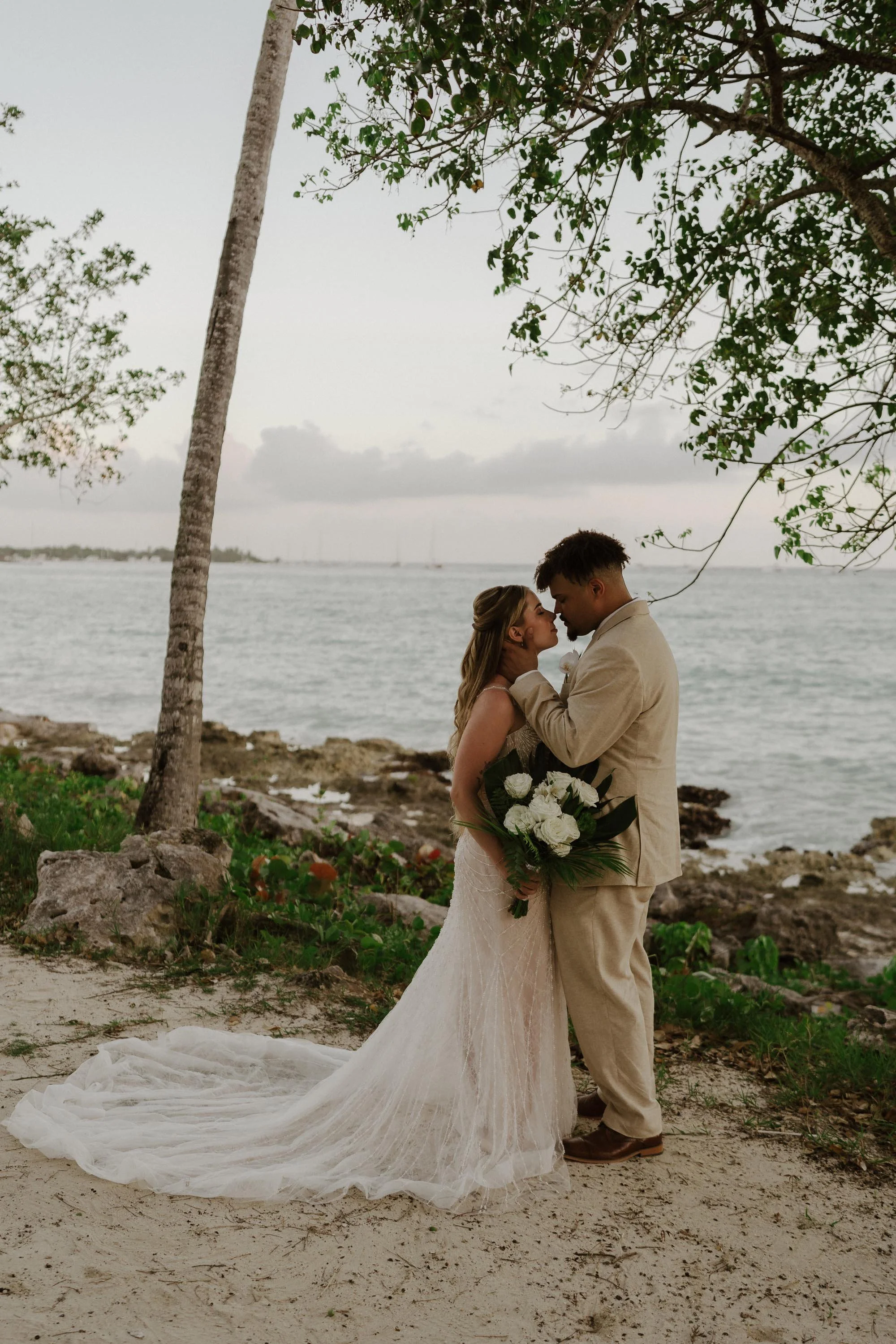 la-romana-punta-cana-wedding-photographer-adolfo-florentino-katie-byron-ocean (131).jpg