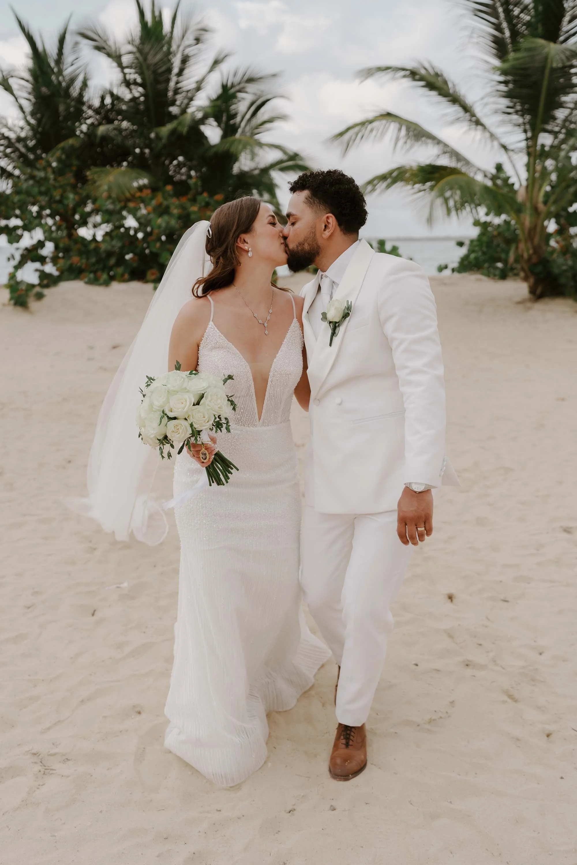 dreams-secrets-esmeralda-punta-cana-dominican-republic-wedding-photographer-miches-adolfo-florentino-photography (163).jpg