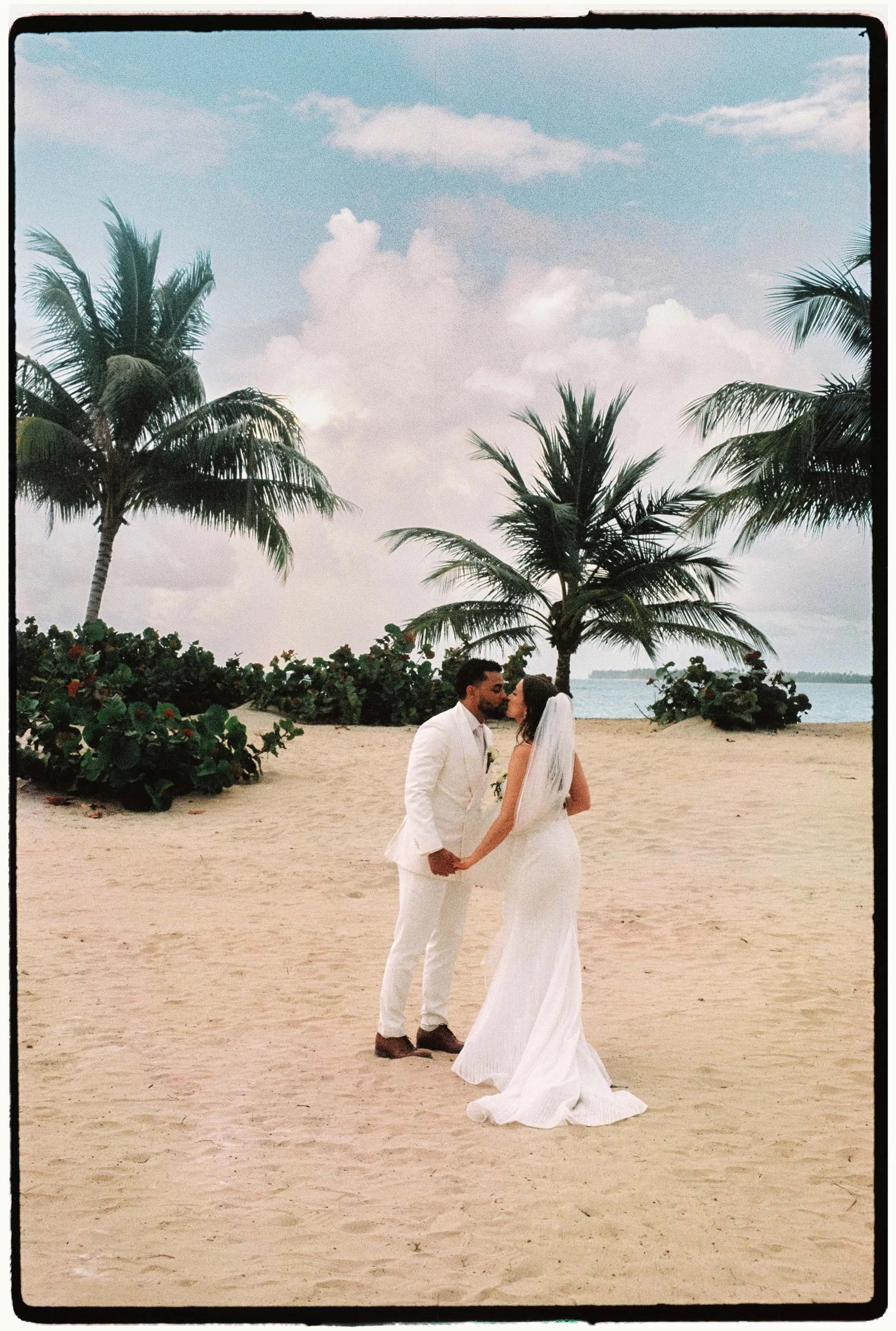 dreams-secrets-esmeralda-punta-cana-dominican-republic-wedding-photographer-miches-adolfo-florentino-photography (171).jpg