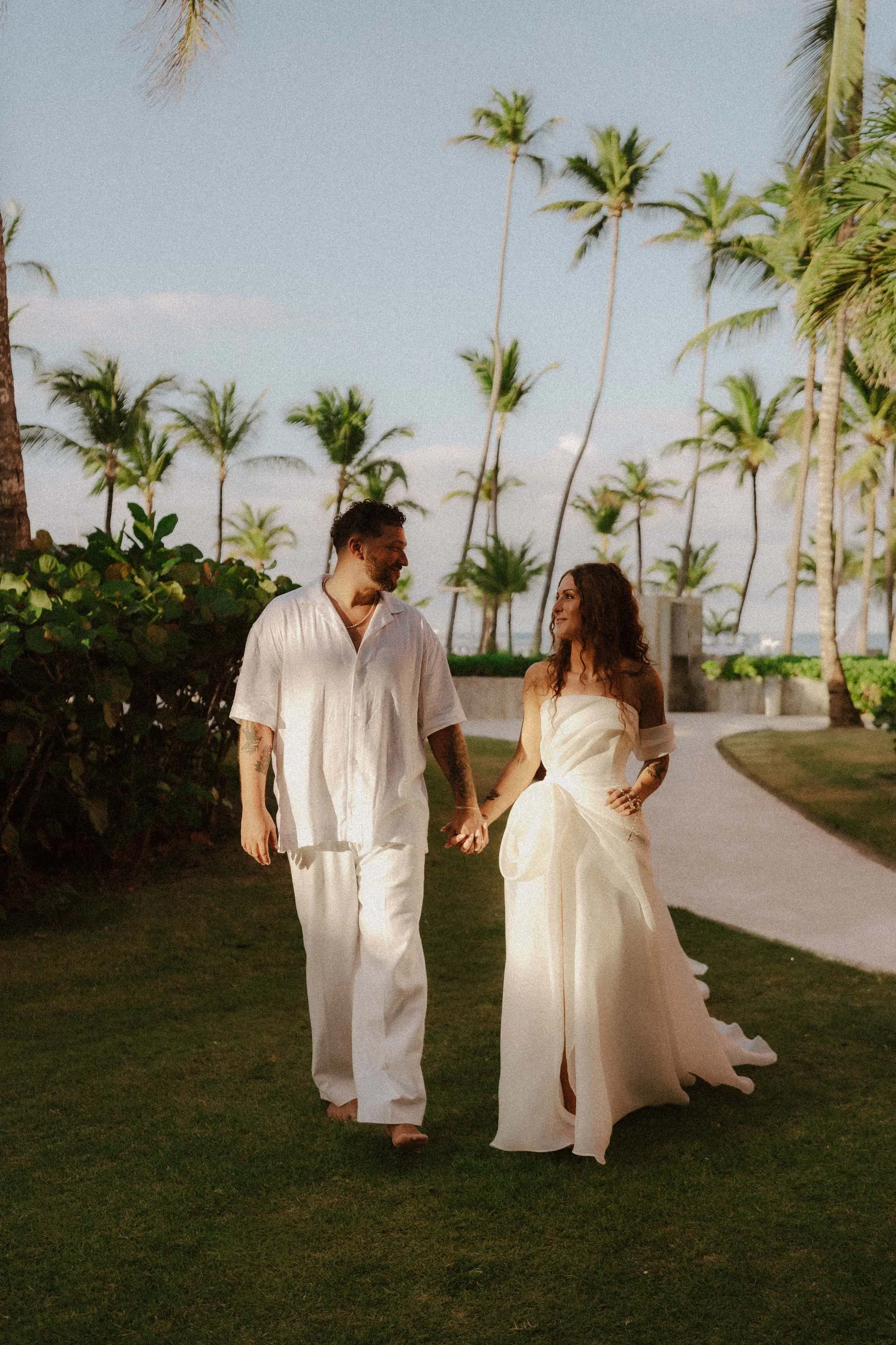 punta-cana-film-wedding-photographer-adolfo-florentino-portraits (26).jpg