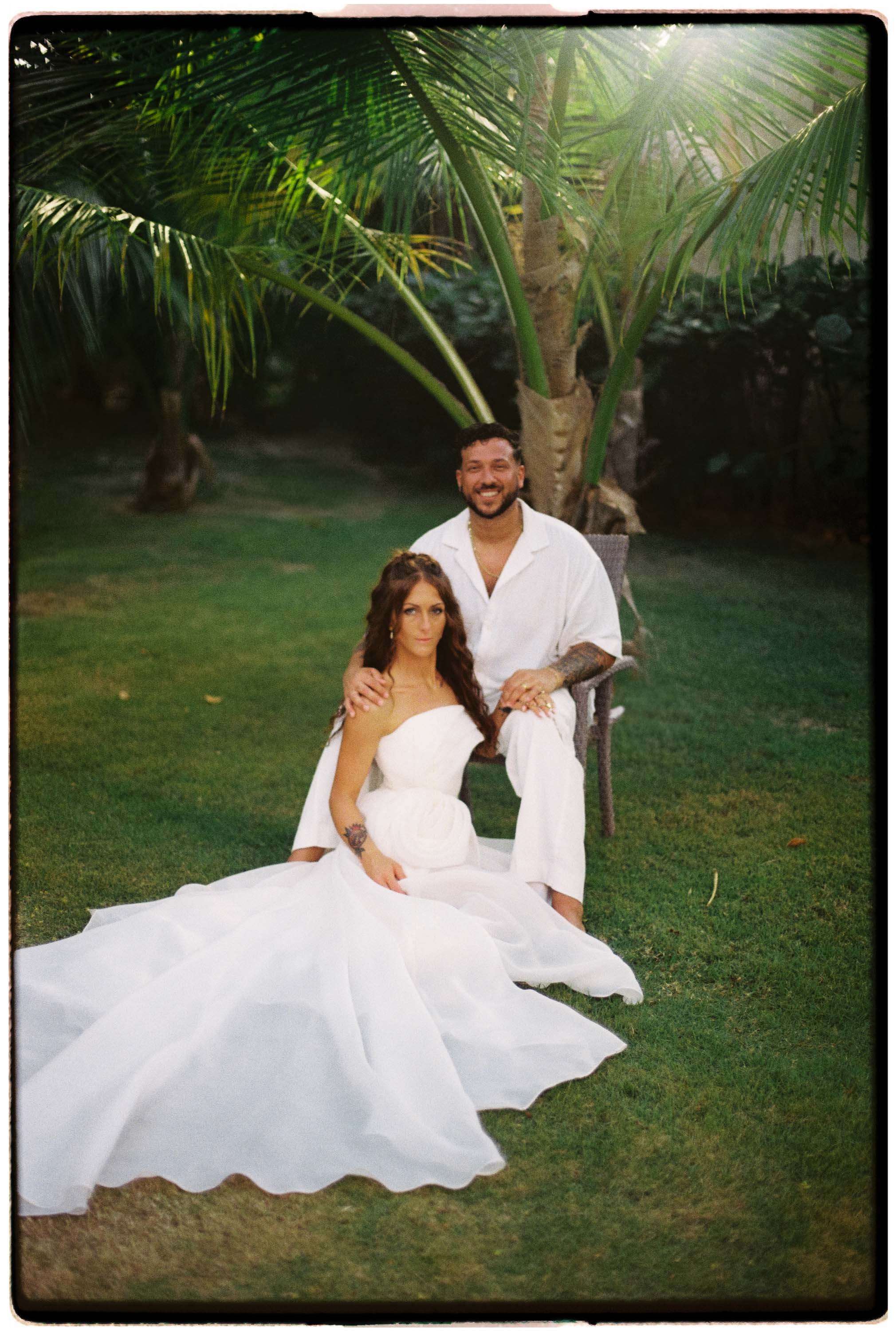 punta-cana-film-wedding-photographer-adolfo-florentino-portraits (28).jpg