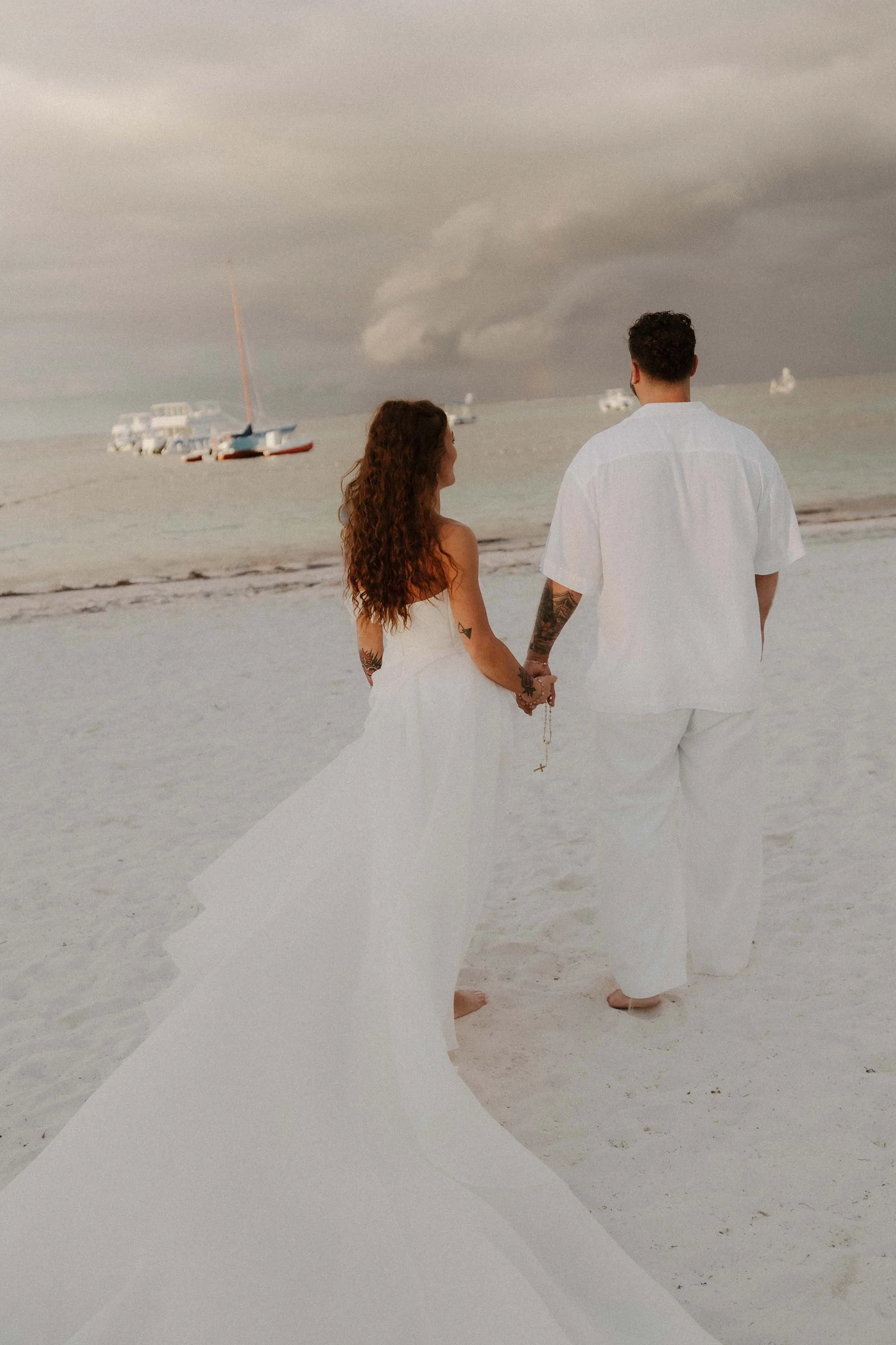 punta-cana-film-wedding-photographer-adolfo-florentino-portraits (48).jpg