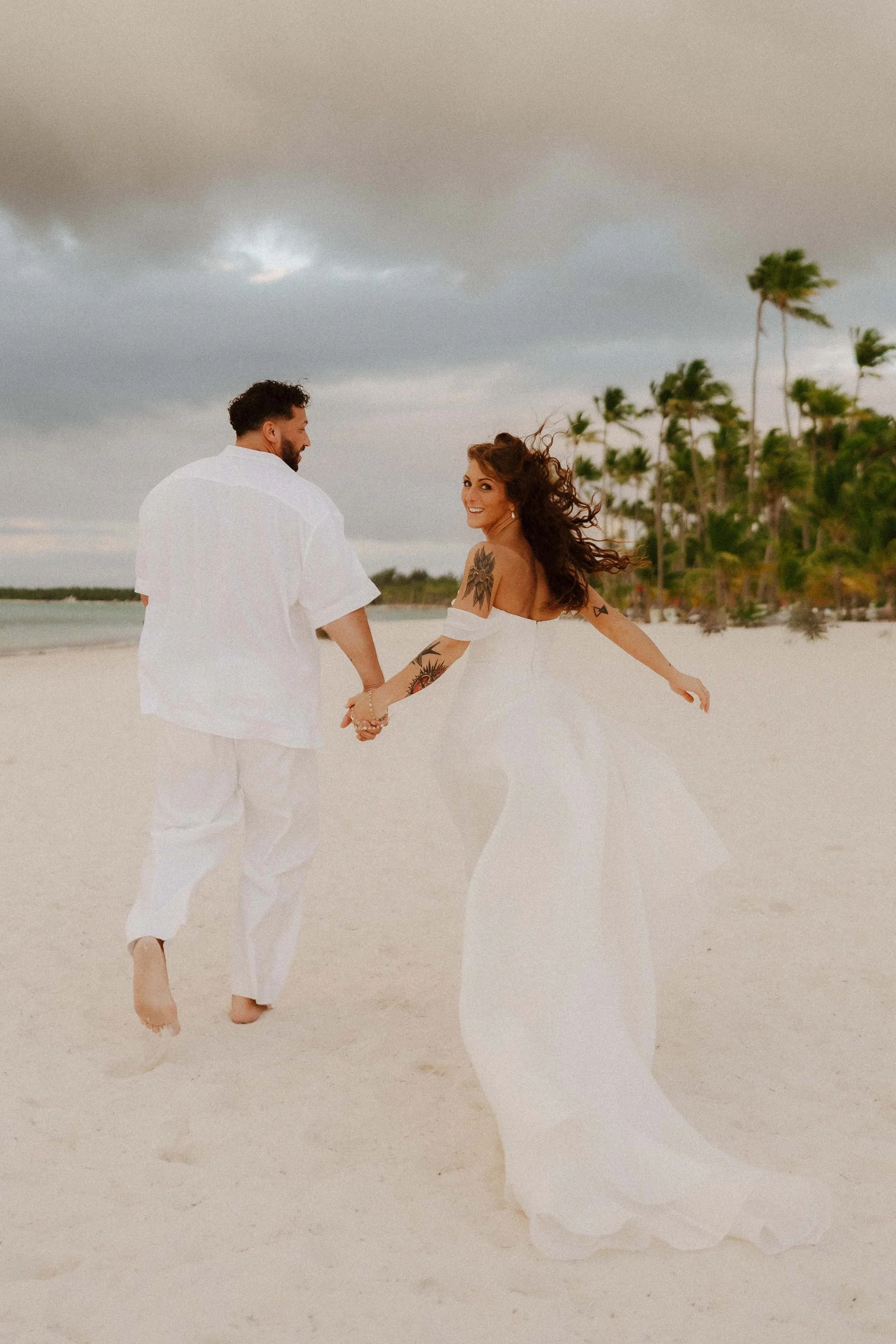 punta-cana-film-wedding-photographer-adolfo-florentino-portraits (55).jpg