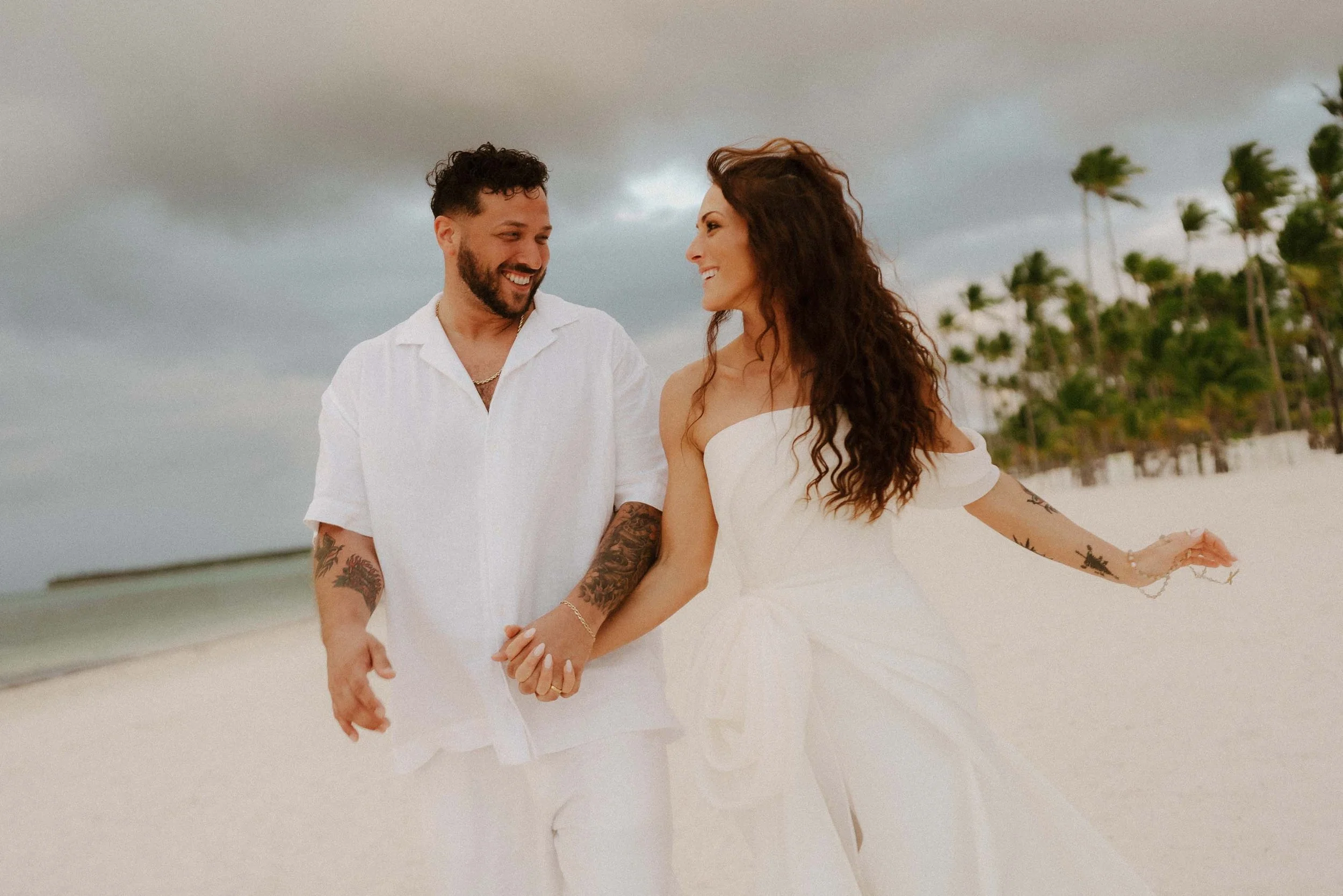 punta-cana-film-wedding-photographer-adolfo-florentino-portraits (57).jpg