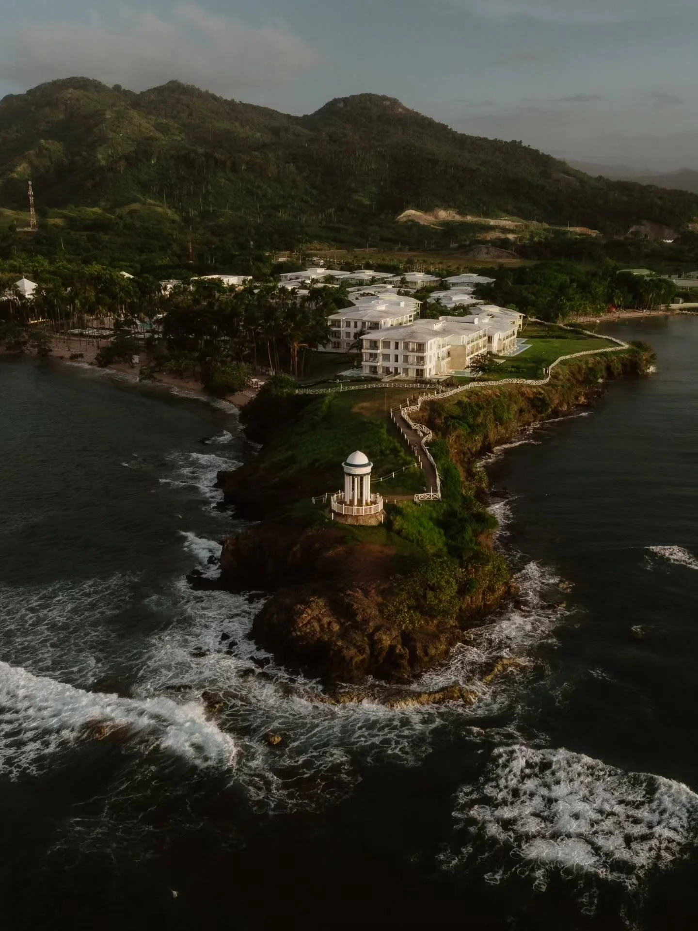 It was so easy to capture so much beauty for Chantel and Matthew in Puerto Plata! The sage tones, the ocean breeze, the golden sunset and above all the weight of 8 years together.

Travel and Wedding Planning: @luxeweddings
Venue, Wedding Planner, Li