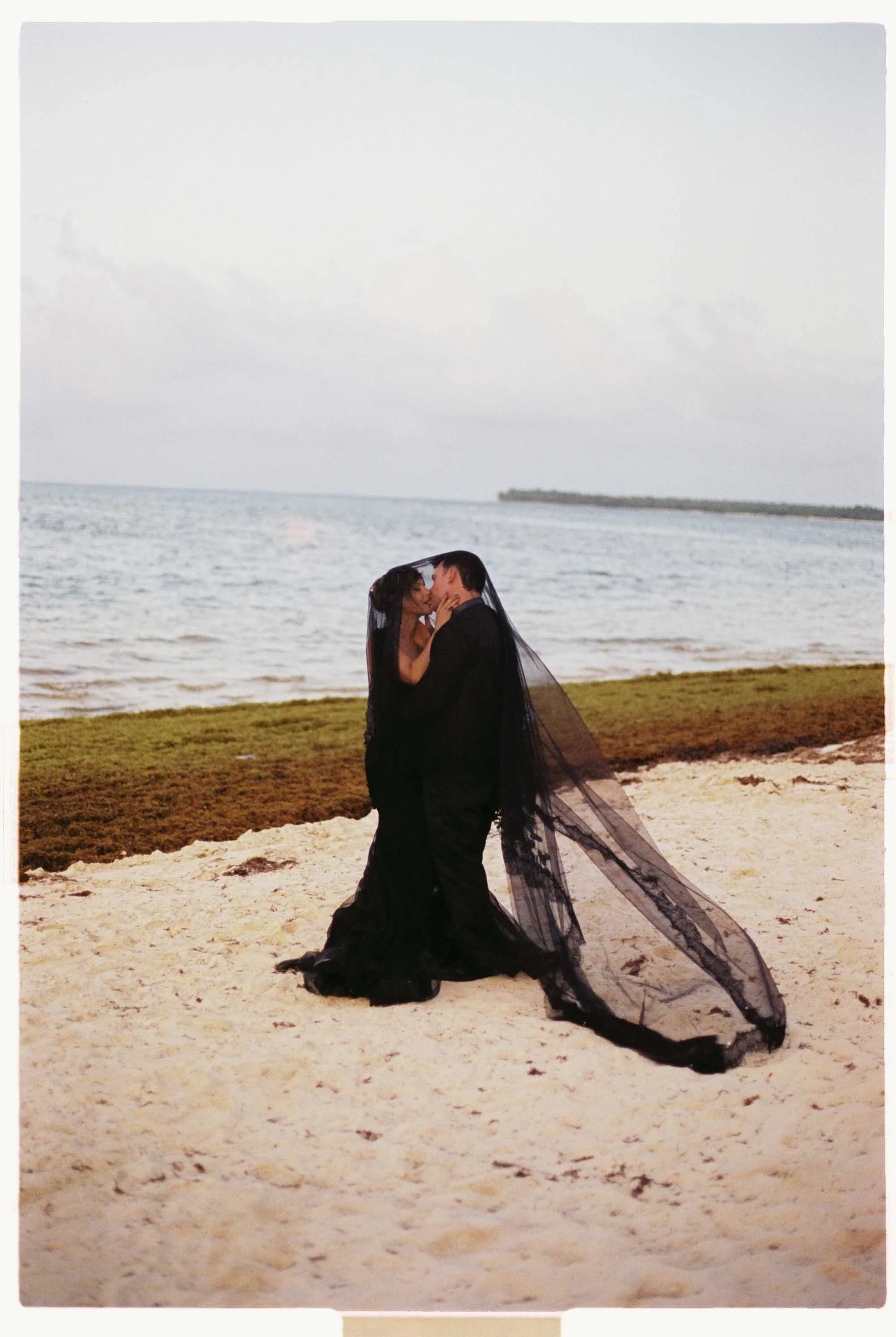 3 Tori-Andew-Wedding-Photoshoot-by-Adolfo-Florentino-Photography-Bavaro-Punta-Cana-Dominican-Republic (42).jpg