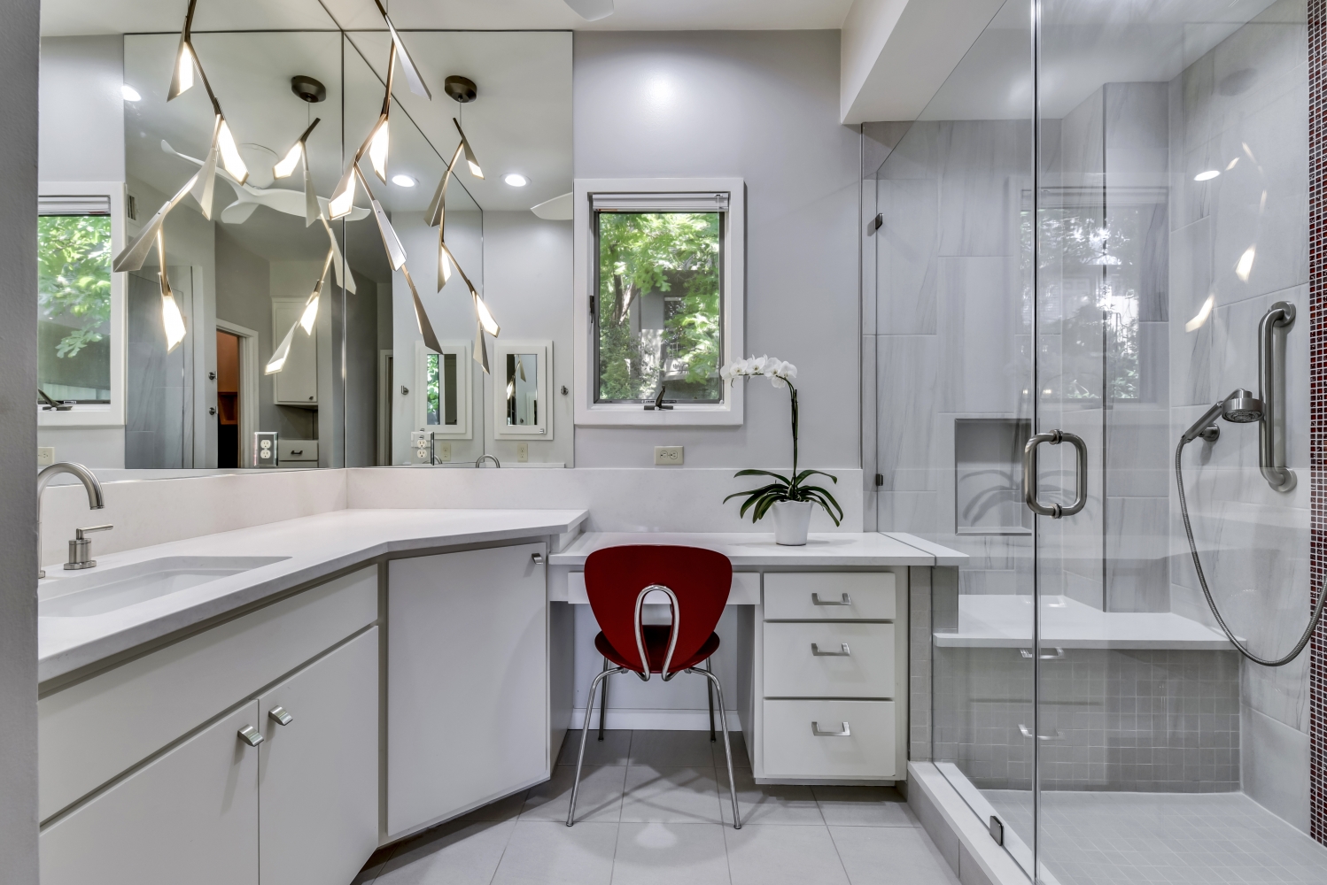 White Bathroom Interior Design Austin