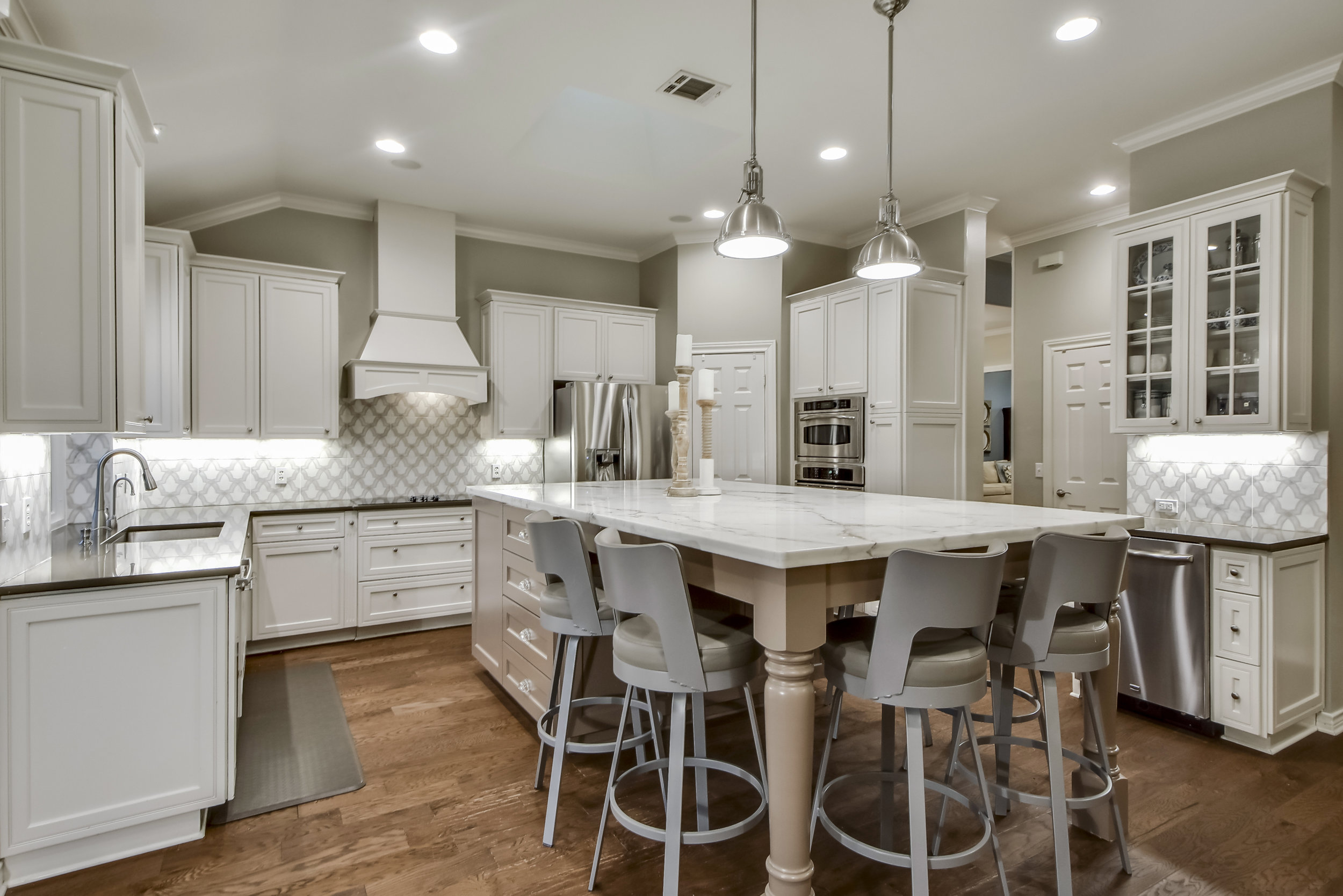 Kitchen Island with Carrara Marble and Modern Kitchen Island Pendant Lighting