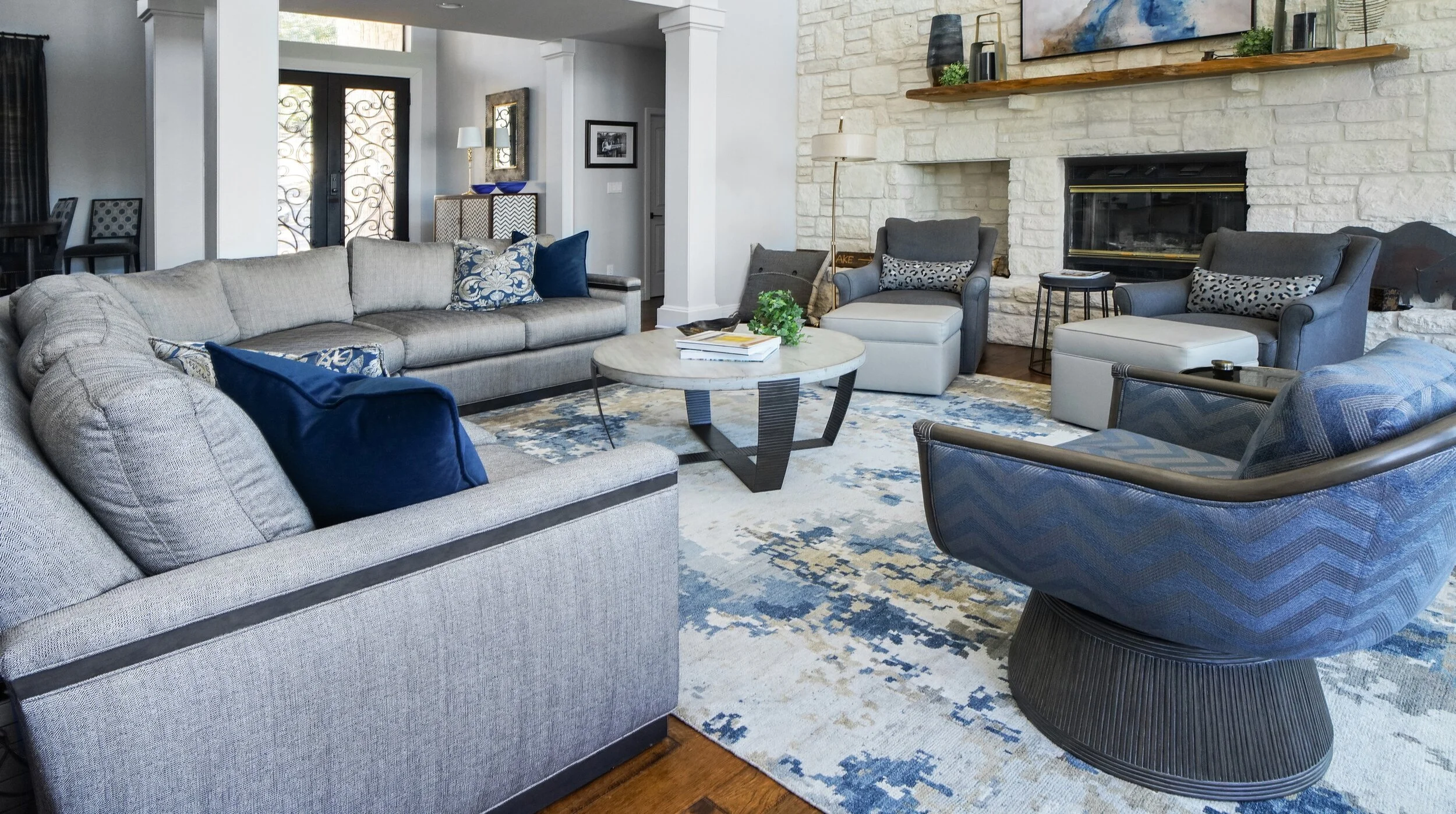 Wide Open Spaces: How to Utilize an Open Floor Plan