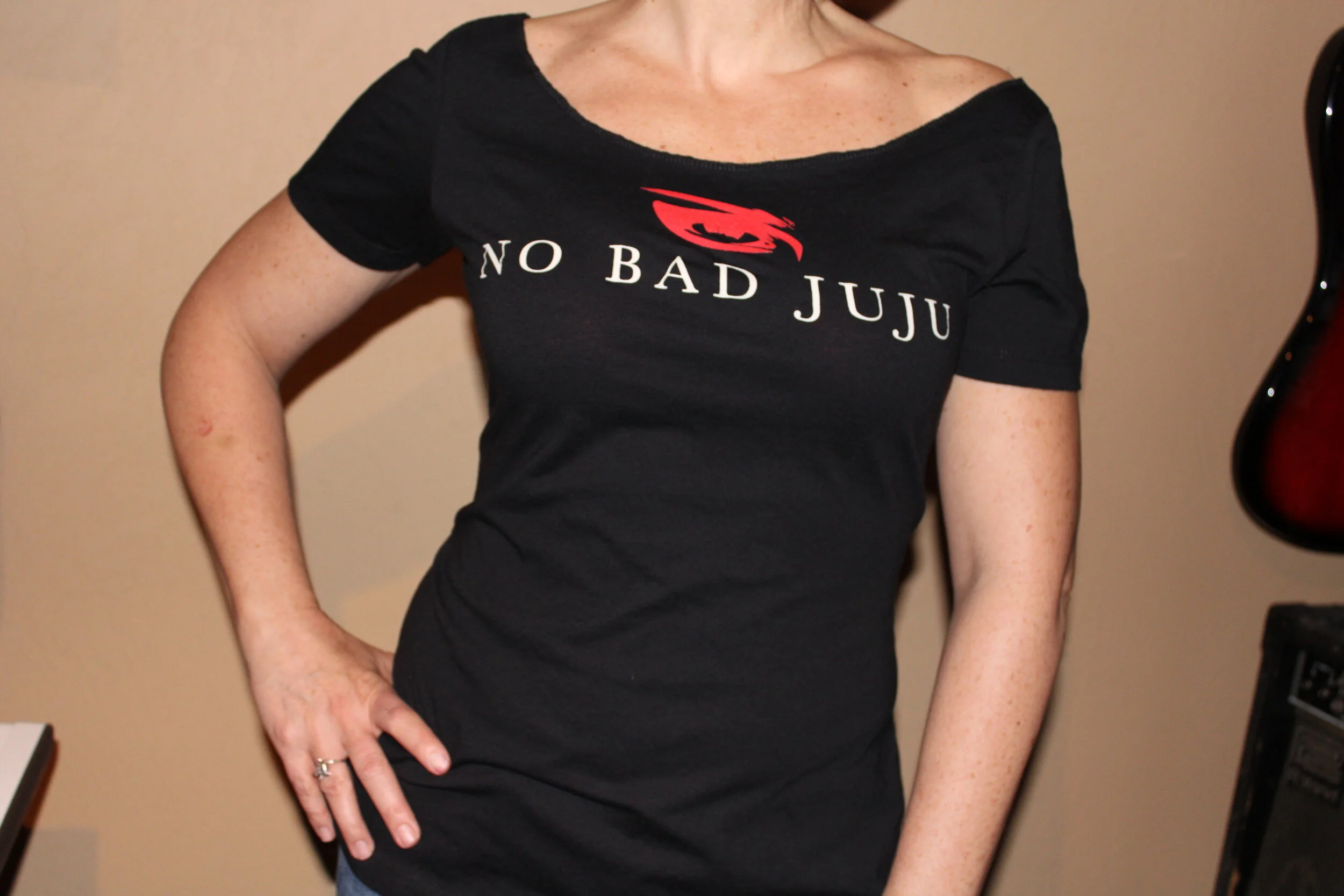 Women's Wide Scoop Tee