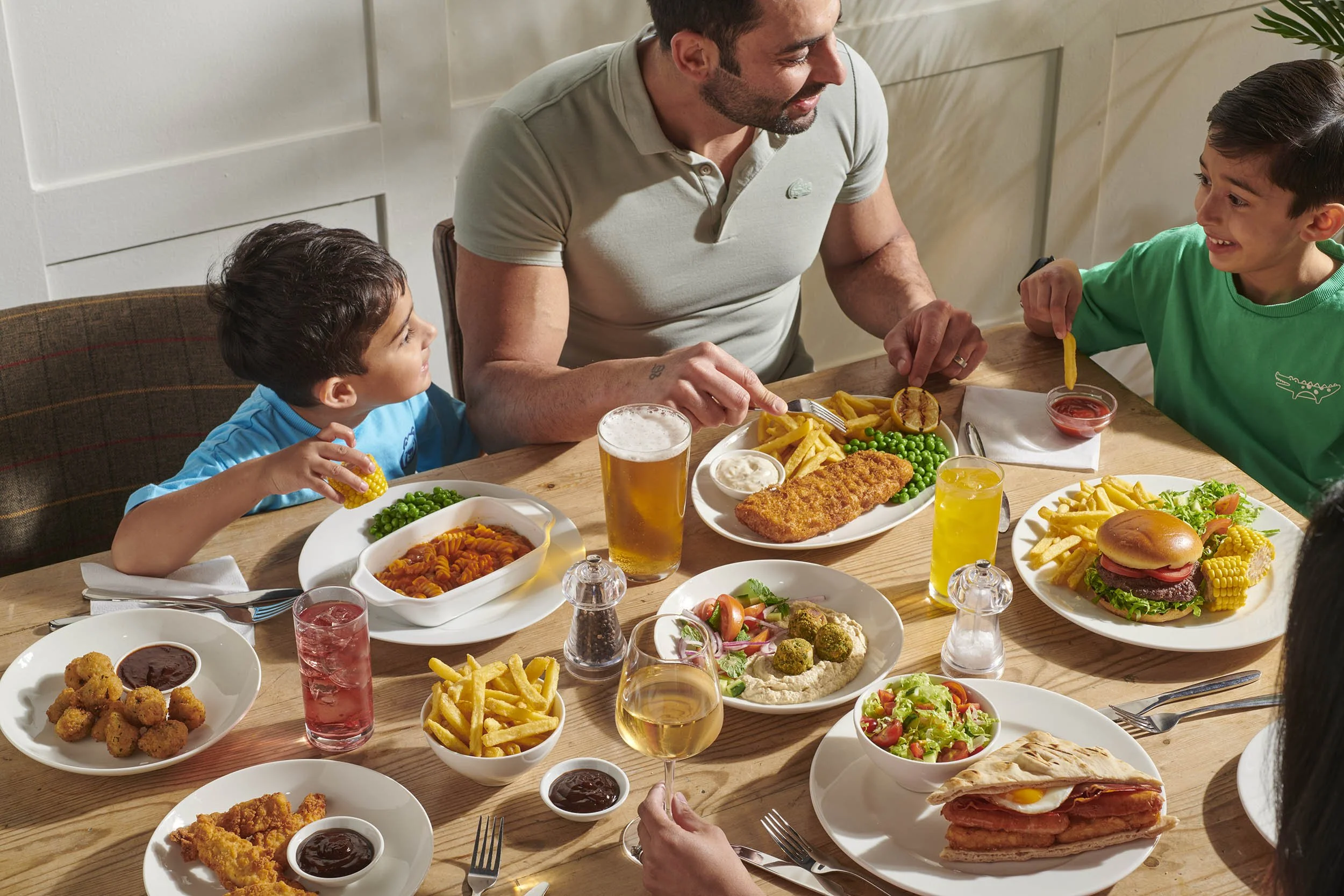 JamieLau-BrewersFayre-food-London-Drinks-Photographer-restaurant-photography-family-childrens-menu.jpg