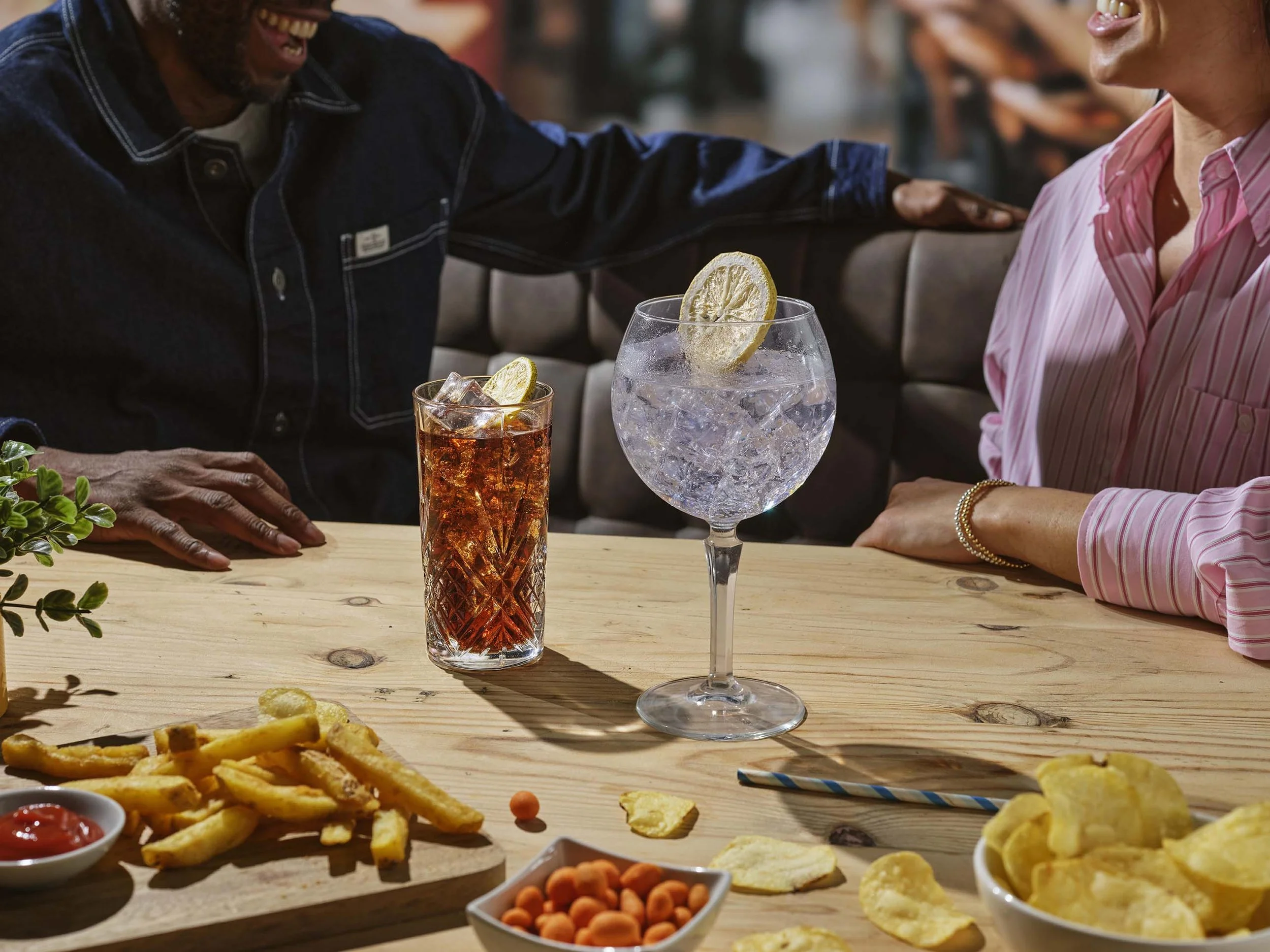 JamieLau-Pub-Photography-Drinks-Whitbread.jpg