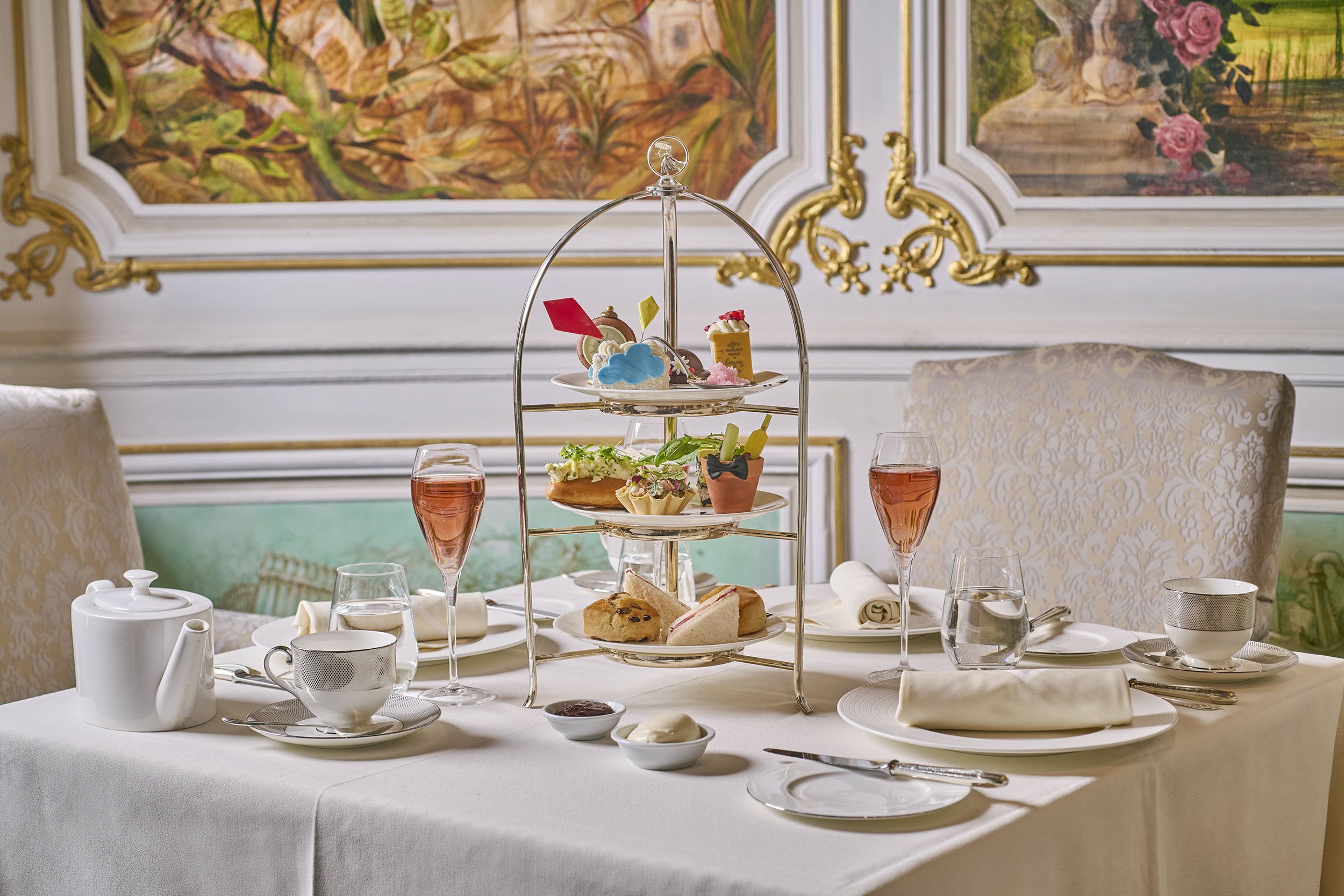 JamieLau-RestaurantPhotographer-RoyalAutomobileClub-AfternoonTea.jpg