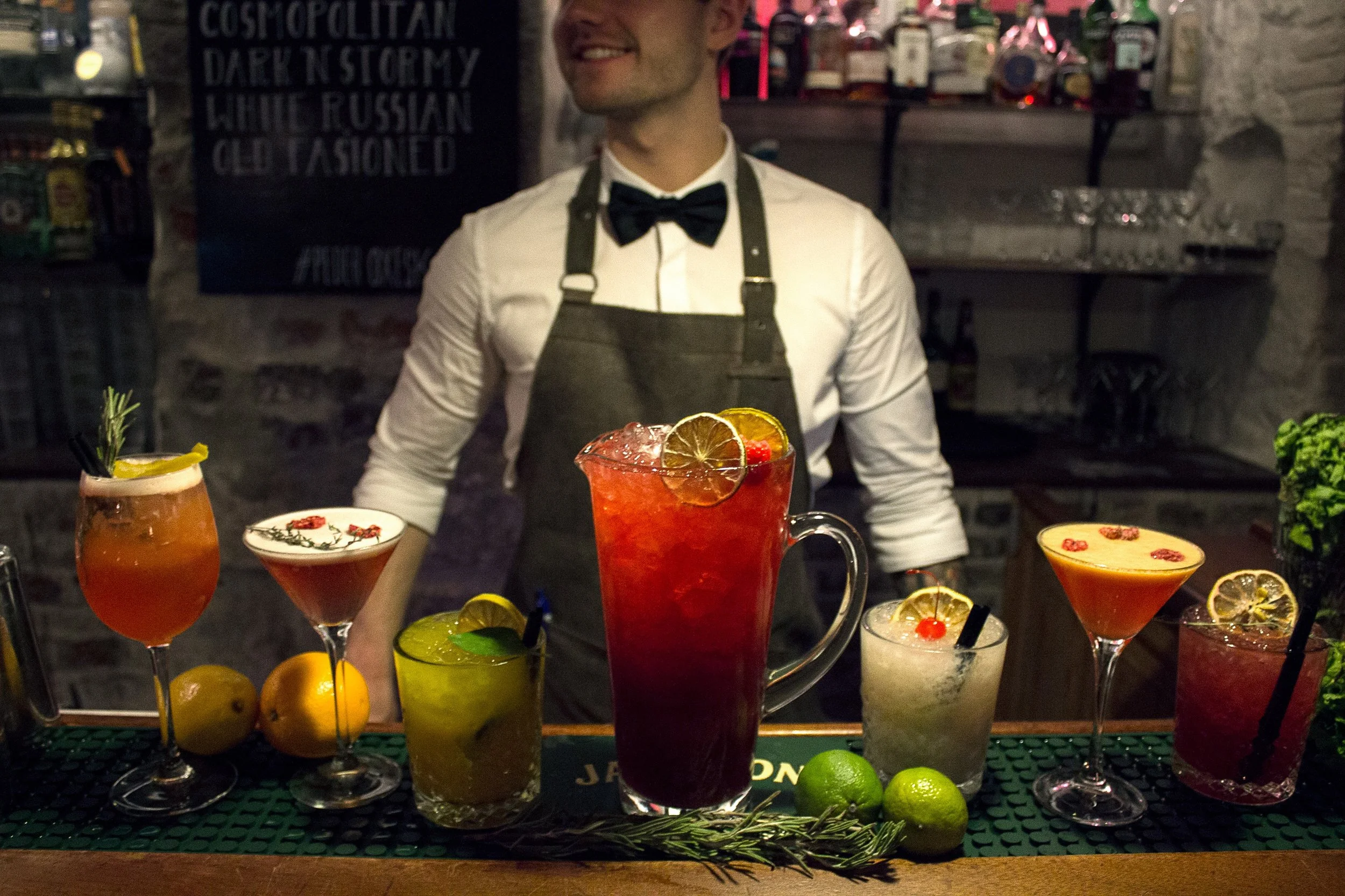 Cocktails-og-kander_2017_barchef.jpg
