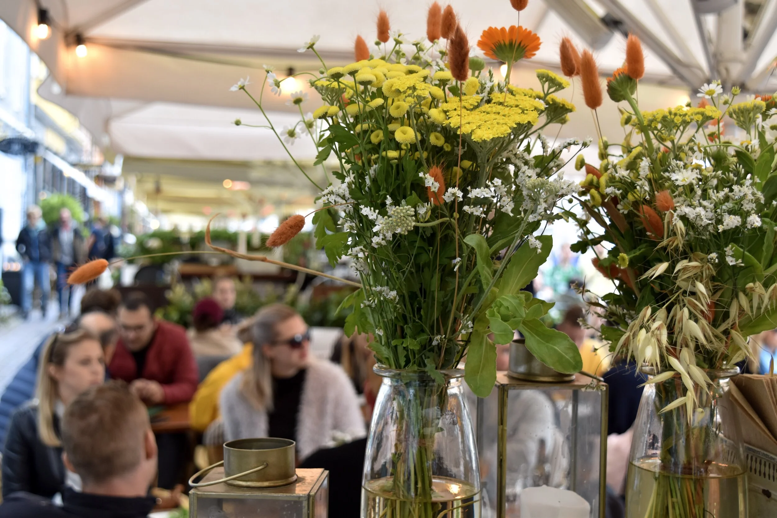 Terrasseåbning med jazz og afternoon tea