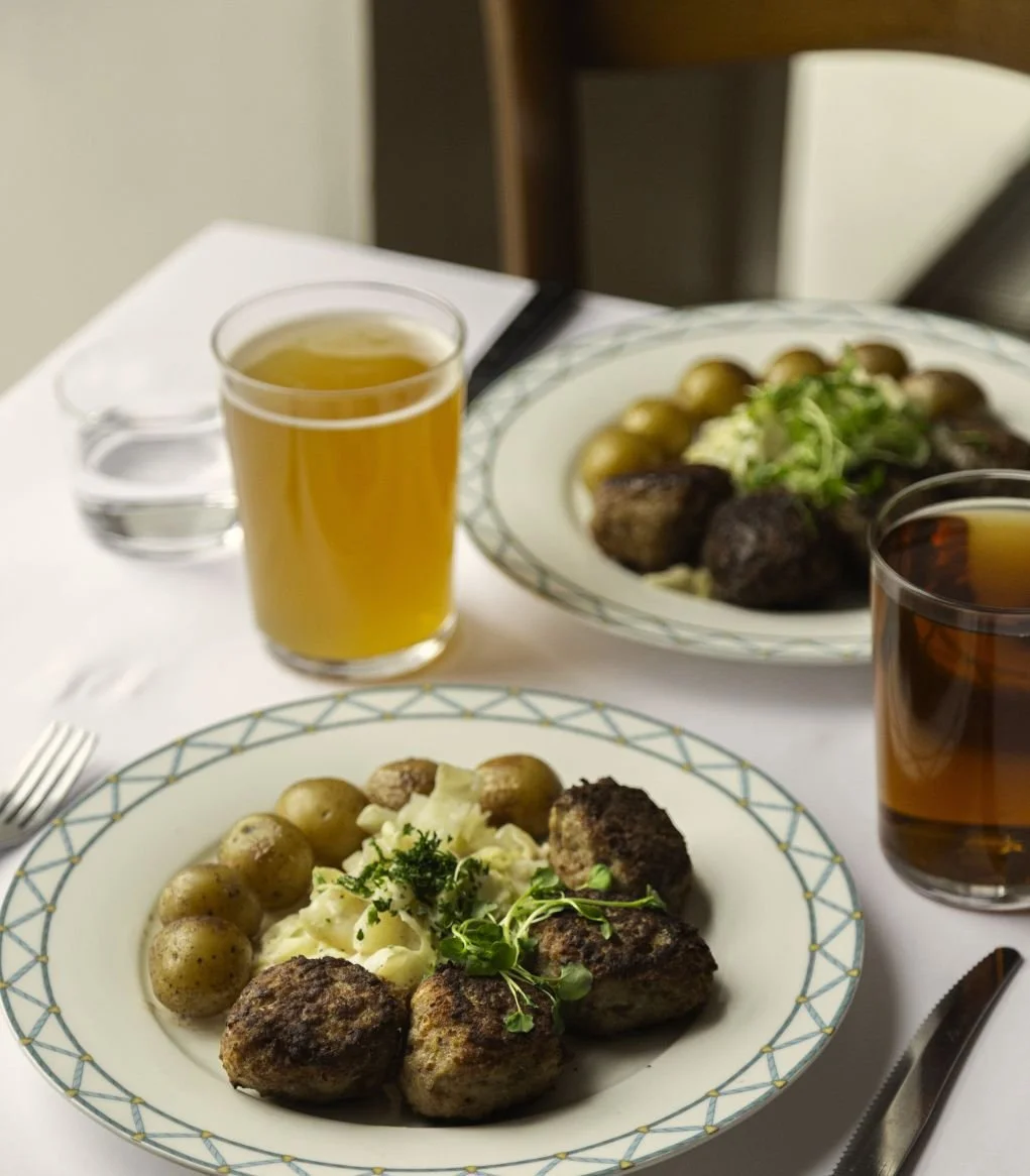  Oplev Københavns bedste frikadeller: ARTE TV besøger Nyhavns Færgekro