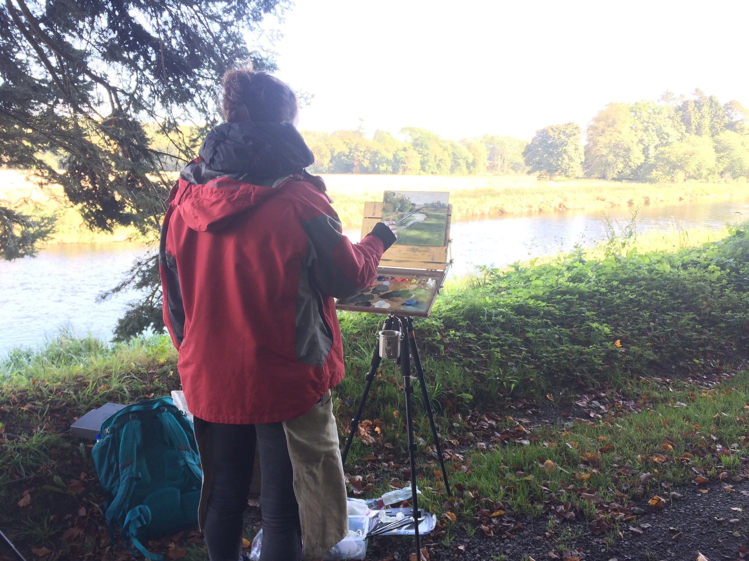 Plein air painting on Monymusk Estate, Aberdeenshire. Photograph courtesy of Valérie Pirlot.