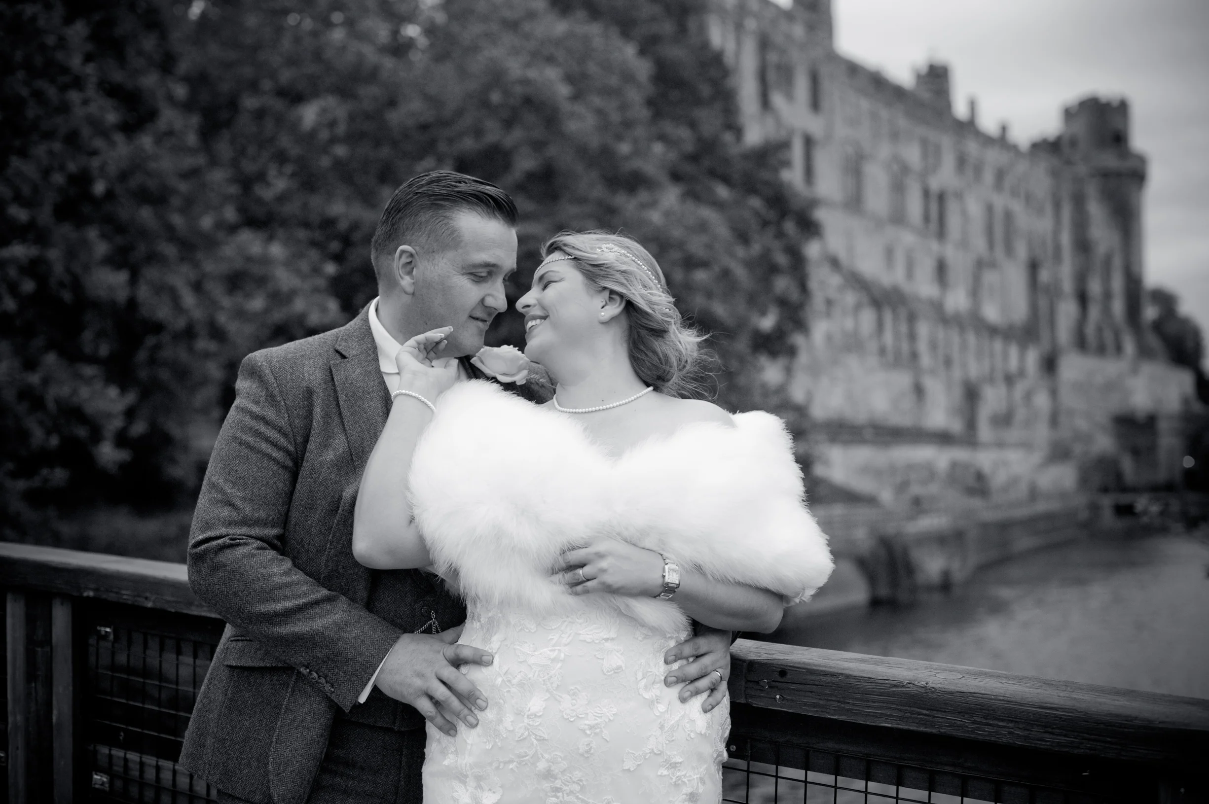 Warwick Castle Wedding Photography (26 of 39).jpg