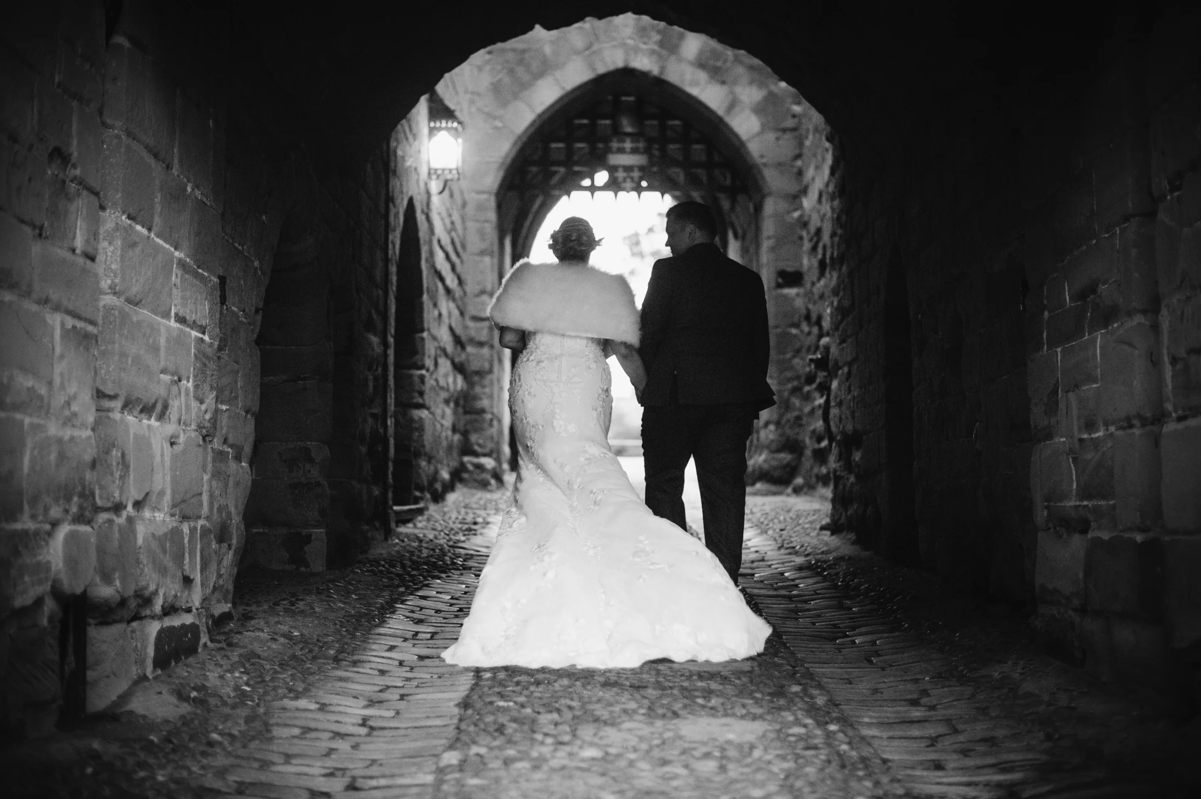 Warwick Castle Wedding Photography (33 of 39).jpg
