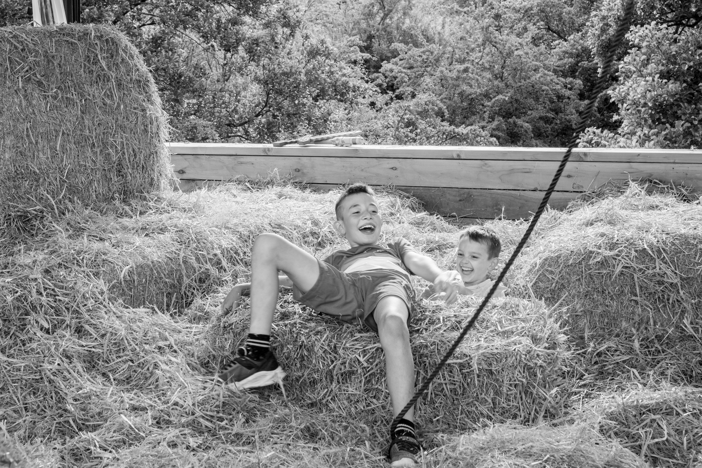 James and Chloe by Ben Ayriss www.shotdifferently.com-91.jpg