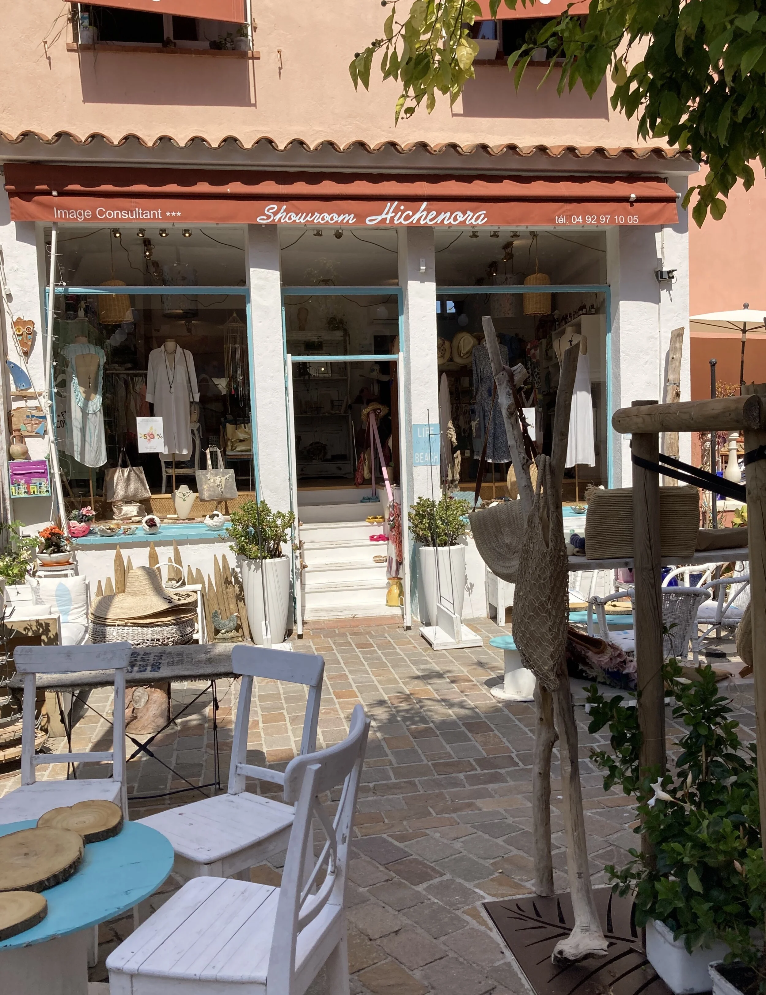 Showroom Hichenora
