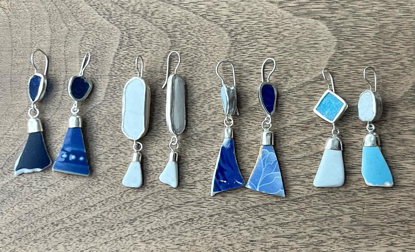 Beach tumble blue porcelain earrings. 

Created with pieces collected after many years along my many beach strolls 

Interested to see more? 
Follow here
Check out my website, @suzette.eu 
DM here with inquiries. 
-
-
- 
#earrings #hangingearrings #r