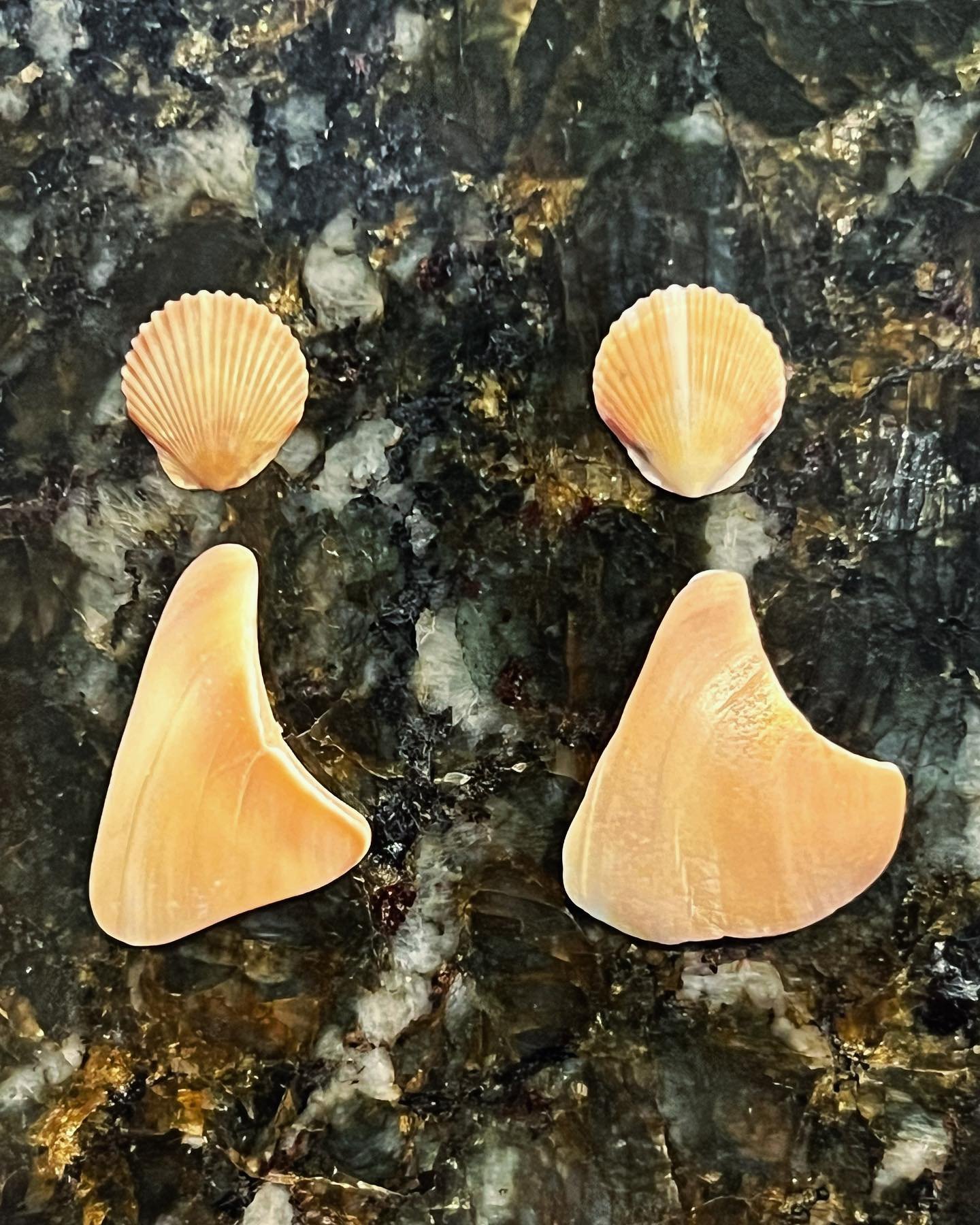 Florida finds! 

It takes years of beach combing, collecting to find appropriate pairs to create earrings for my collection from &lsquo;trash to treasure&rsquo; but this pair came together in a few days traveling the Florida coast. From the beaches a