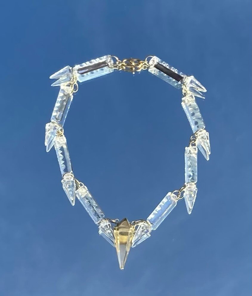 Lucy in the sky with diamonds🎼
Definitely one of my favorite &lsquo;evenings jewels&rsquo;! 

But, Just in time for our opening tonight, check out my new addition combining inspiration from &acute;I See&rsquo; and &acute;Clear Skies&rsquo; using unw