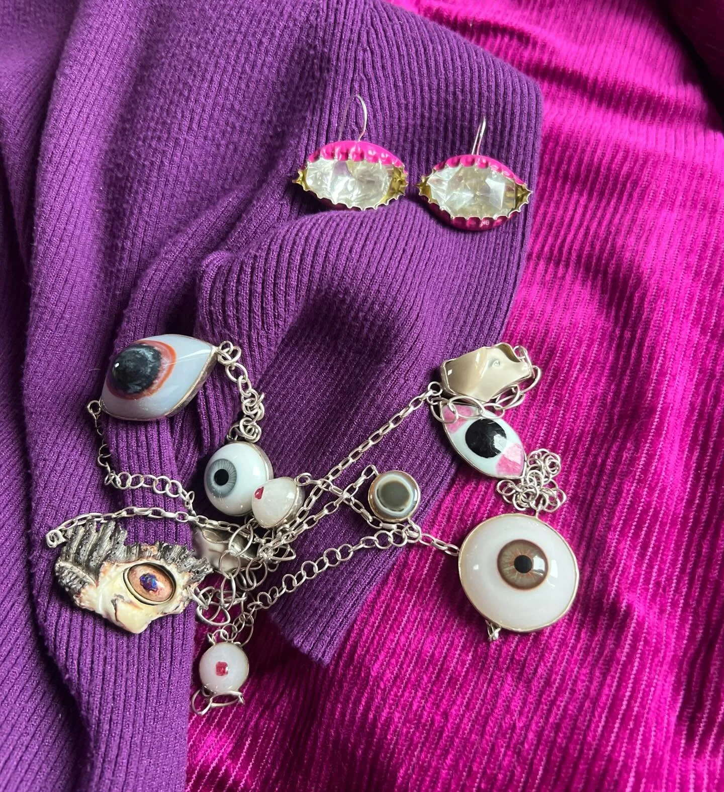 The morning after, my evenings jewels&hellip;&hellip;..I 👀 Pink! 

I REIMAGINEd, my new addition to the &lsquo;trash to treasure&rsquo; collection! 

Come and visit our exhibition REIMAGINE during @munichjewelleryweek open from 14:00-21:30 until Mar