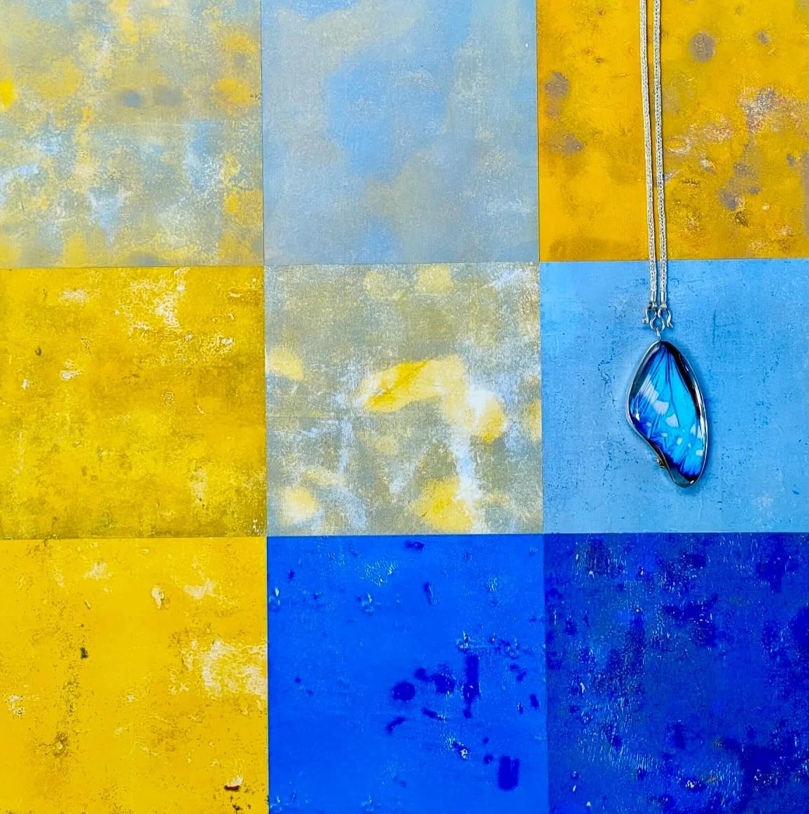 Up Next! 

&lsquo;Entre ciel et mer&rsquo; 
Paintings - MDM-Rey
Jewelry - @suzetteoneofakindjewelry 
Vernissage, Friday, June 12 at 18
EspaceBrouchier @arto.sphere 
Further viewing: Saturday, June 13 from 9-18 

Up Next! 

&lsquo;Entre ciel et mer&rs