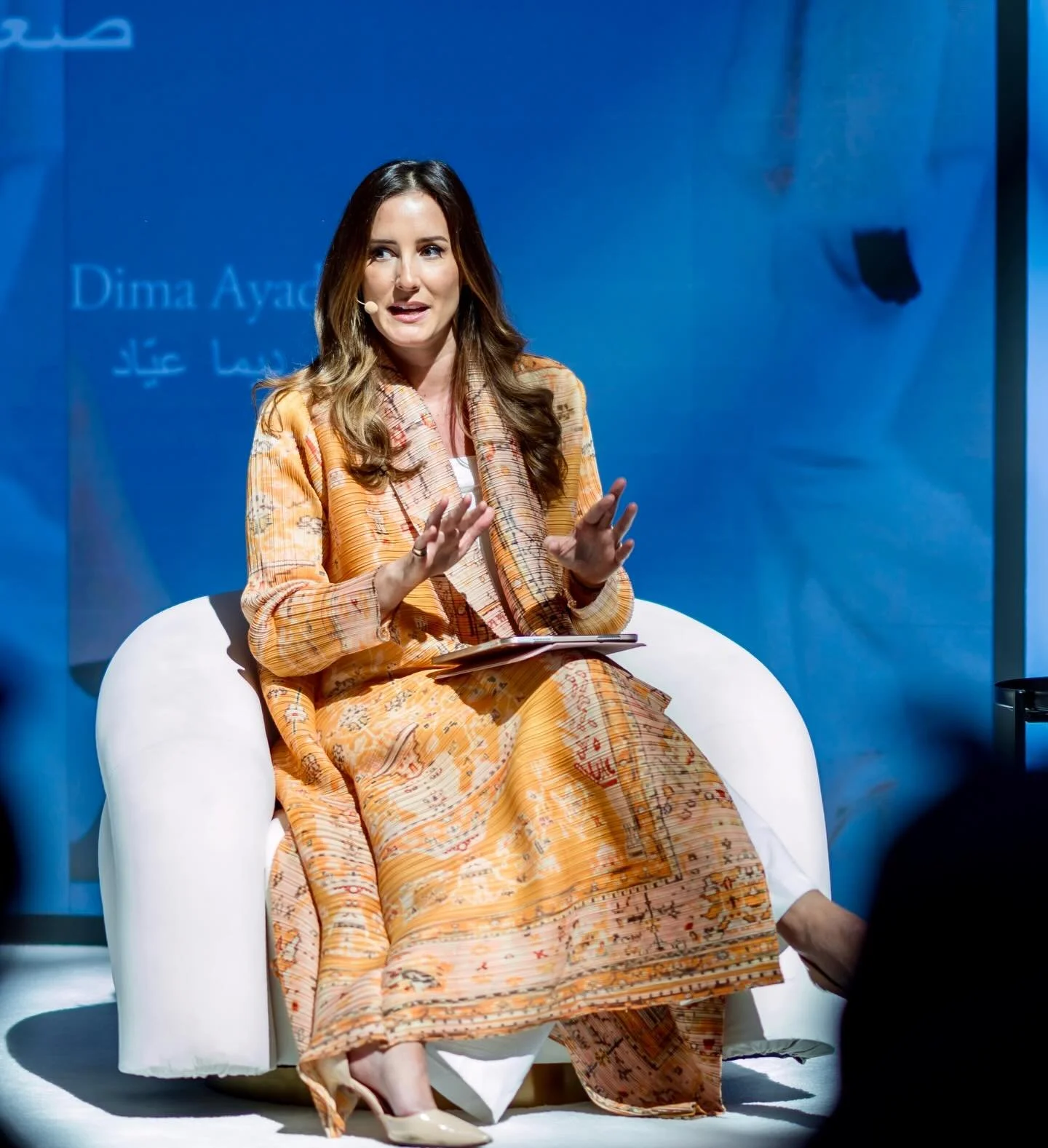 Storytelling the Rise of Regional Fashion Powerhouses with industry insiders @dimaayad and @anabedouina at the brilliant @dubaimallfestivaloffashion a few weeks ago - well done Anil Bhoyrul and @lananewsroom @lananews_eng #dubaimall #fashion