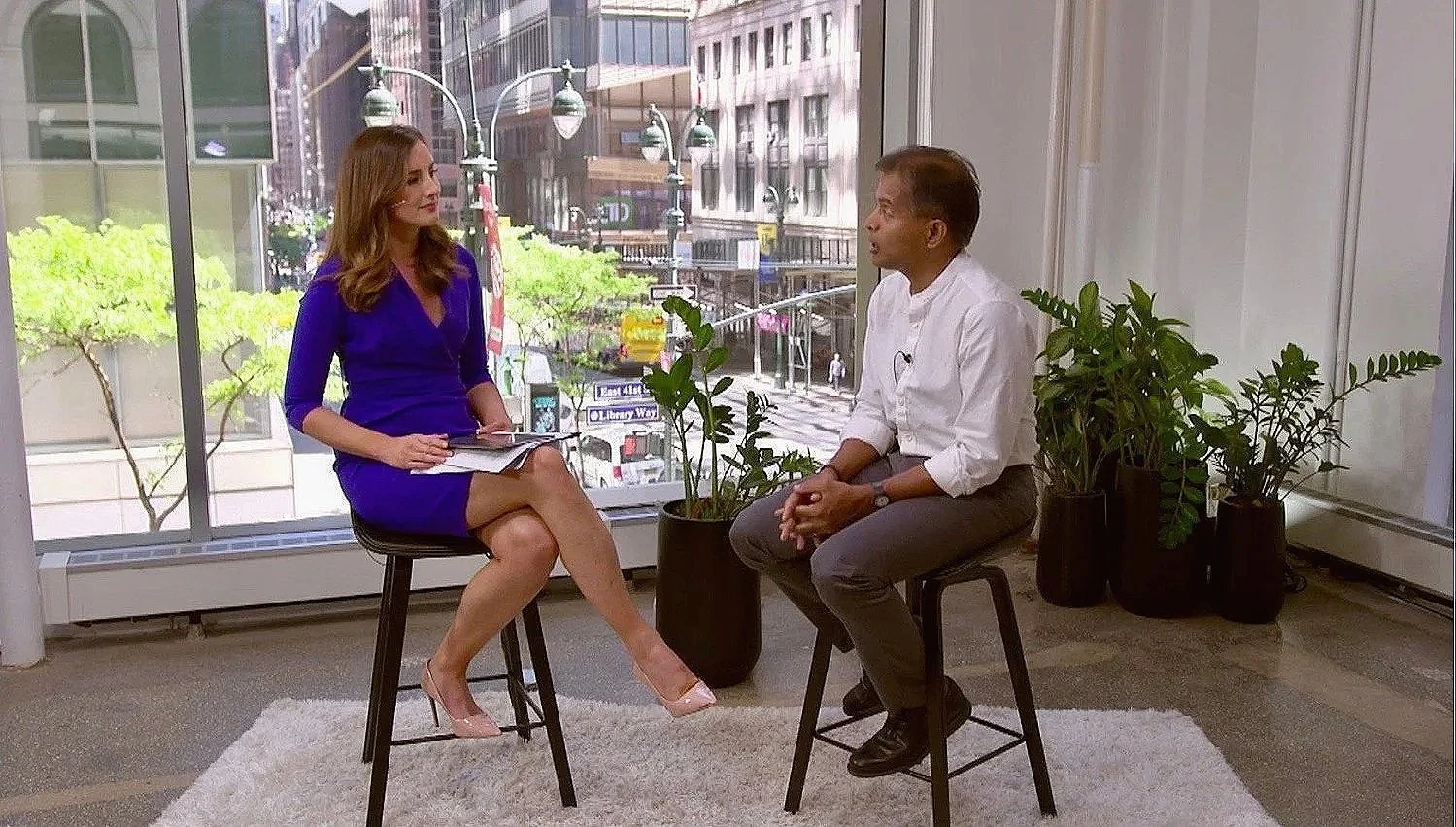  Interviewing Aswath Damodaran at an investment summit in New York 