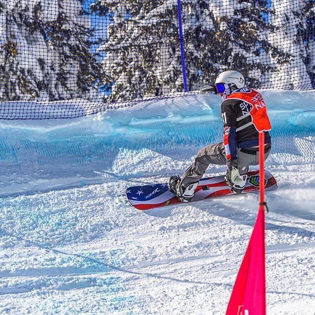 I was nominated for February Athlete of the Month by @paralympicsapc ! I am the only US athlete and only snowboarder nominated, if you get a chance go to the link in my bio and throw me a vote!
.
.
.
#amputee #amputeelife #bka #as2020 #parasnowboard 