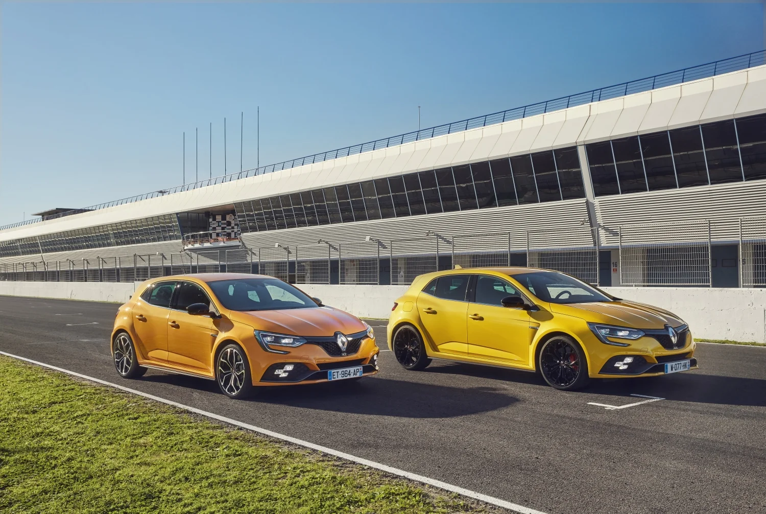 Megane racing each other.jpg
