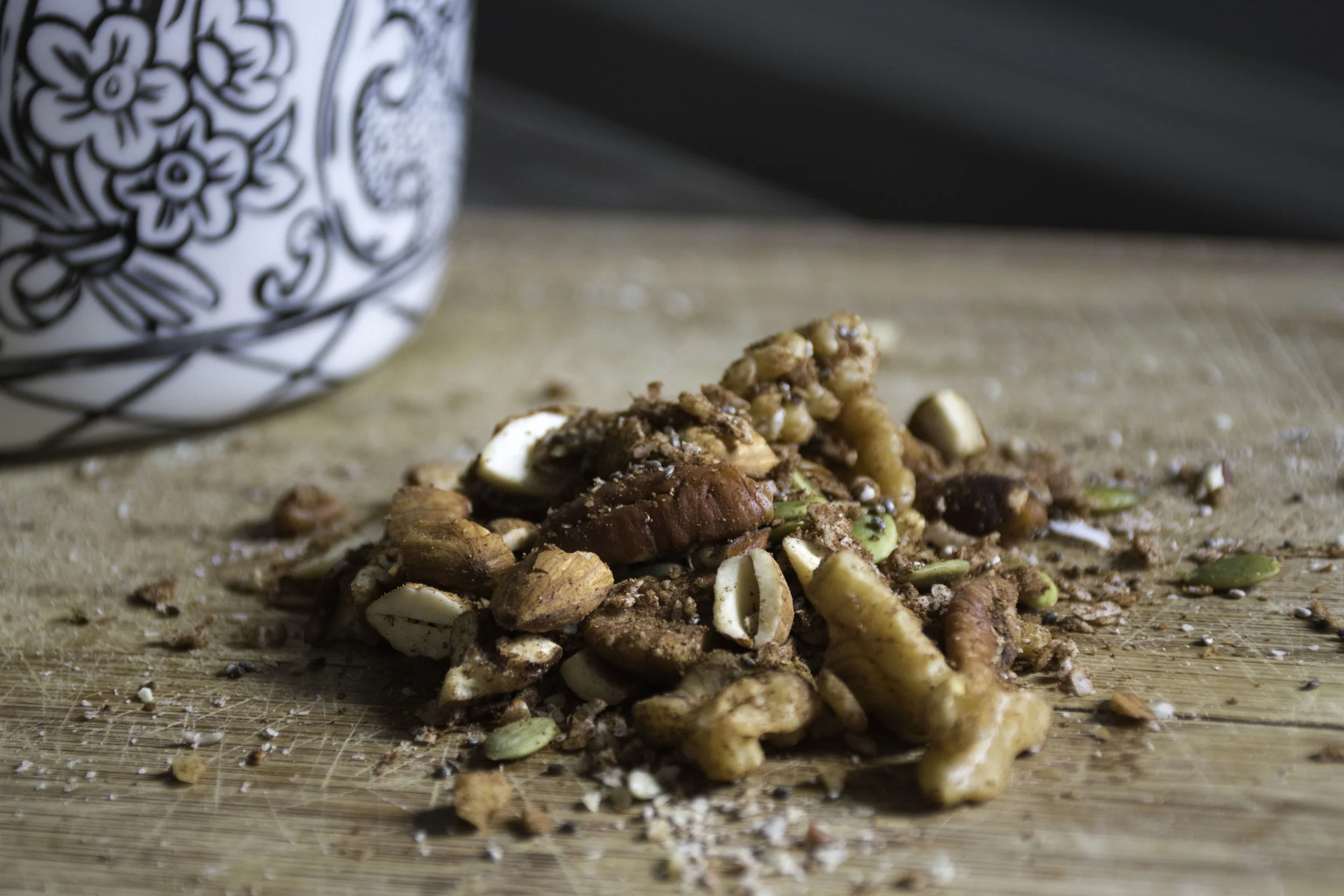 Pumpkin Spice Raw Granola 🍂 (V, GF, Paleo, Sugar Free) 