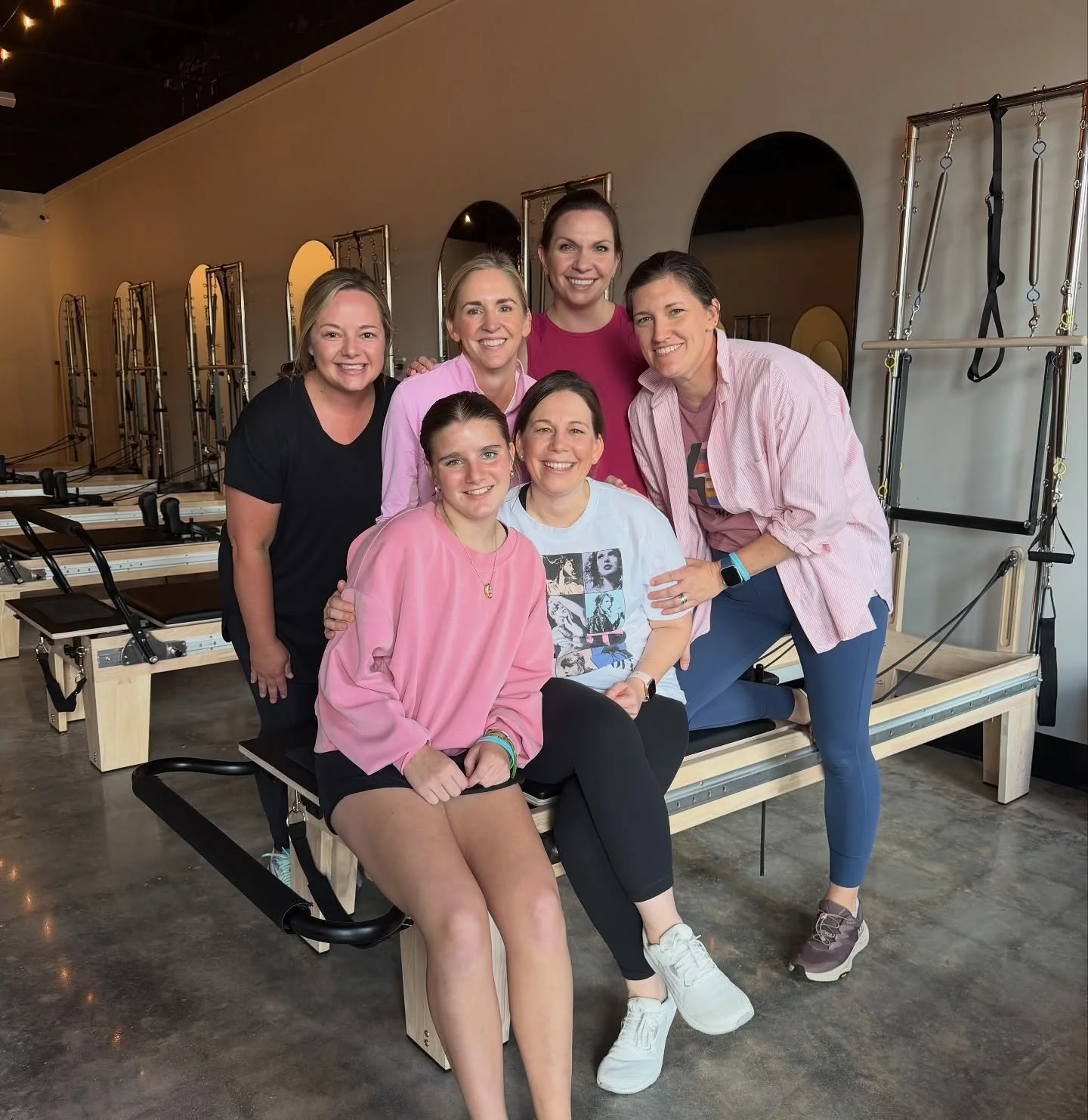 The life of a birthday girl!!!🥳 

Our client, Taylor, celebrated her birthday last weekend with a TSwift themed Bounce &amp; Reformer class with cupcakes &amp; bubbly to follow 🥂🧁🎉

We loved celebrating you, Taylor! 

Thinking about hosting a pri
