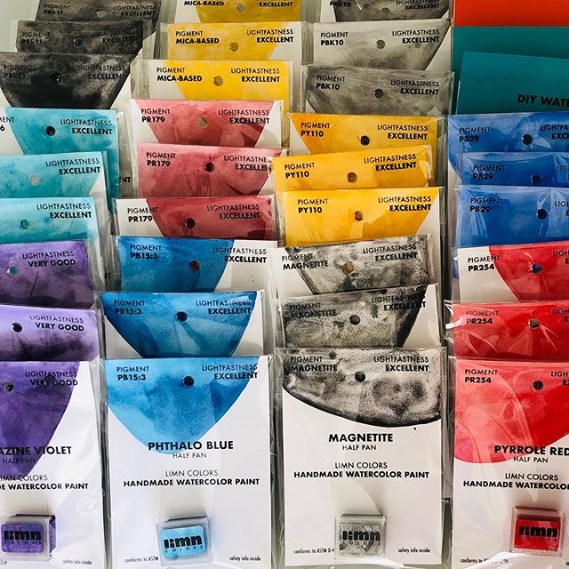 Restocks delivered to @flaxart Fort Mason. Have you been following their posts and stories for world watercolor month?
⠀⠀⠀⠀⠀⠀⠀⠀⠀
#LimnColors #HandmadeWatercolor #Paintmaker #Swatch #WorldWatercolorMonth #Watercolors #WatercolorPaint #Paintmaker #SanF
