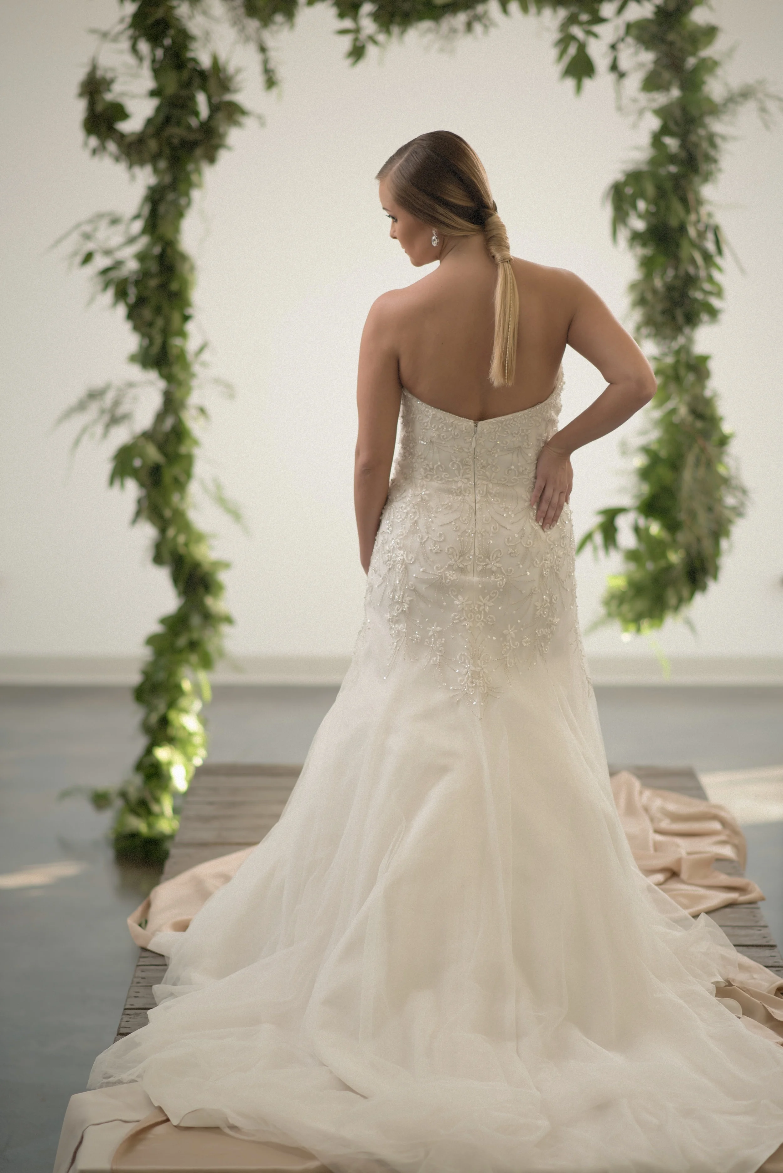A11 BRIDAL TREND 3-18-2034.jpg