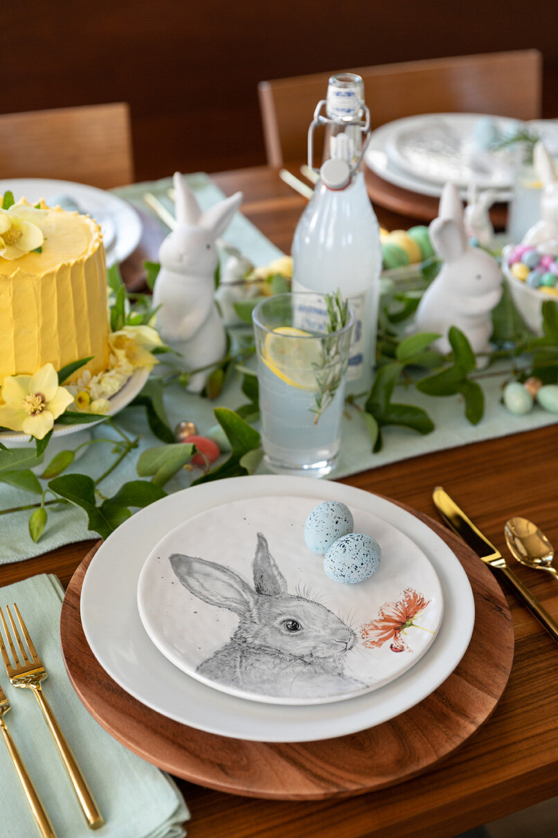 easter-table-154-Edit.jpg web.jpg