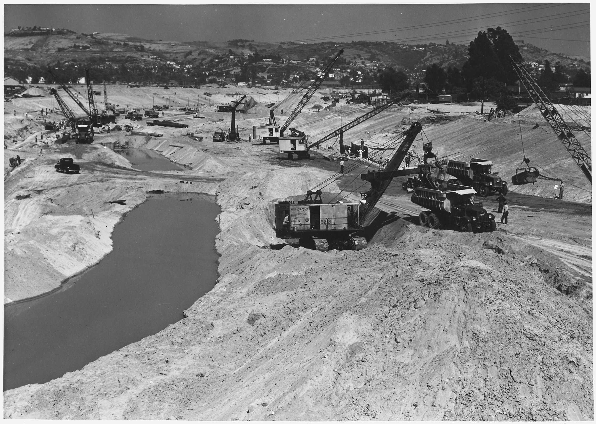 Los_Angeles_District_-_Los_Angeles_River_Subproject_No._129_-_E.R.A._and_Regular_Funds_-_Hired_Labor_-_Taken_June_13..._-_NARA_-_295359 copy.jpg