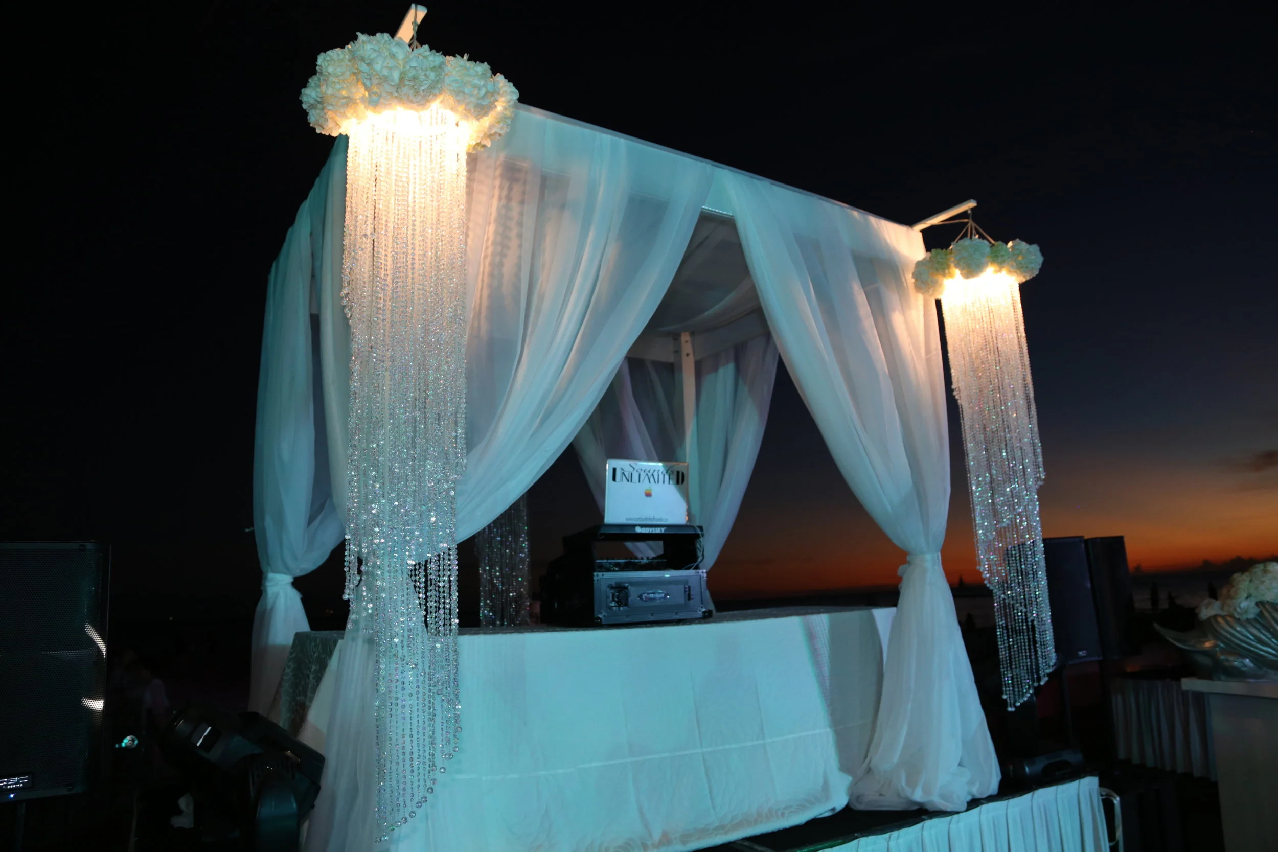 10x10 White Canopy and Lrg Chandeliers.JPG